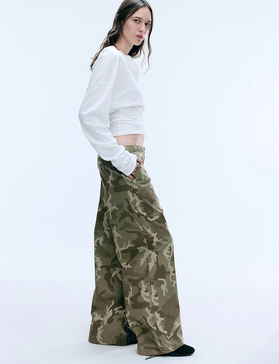 Weekday - Low Rise Baggy Ripstop Trousers - cargobukser - washed camo print - 4