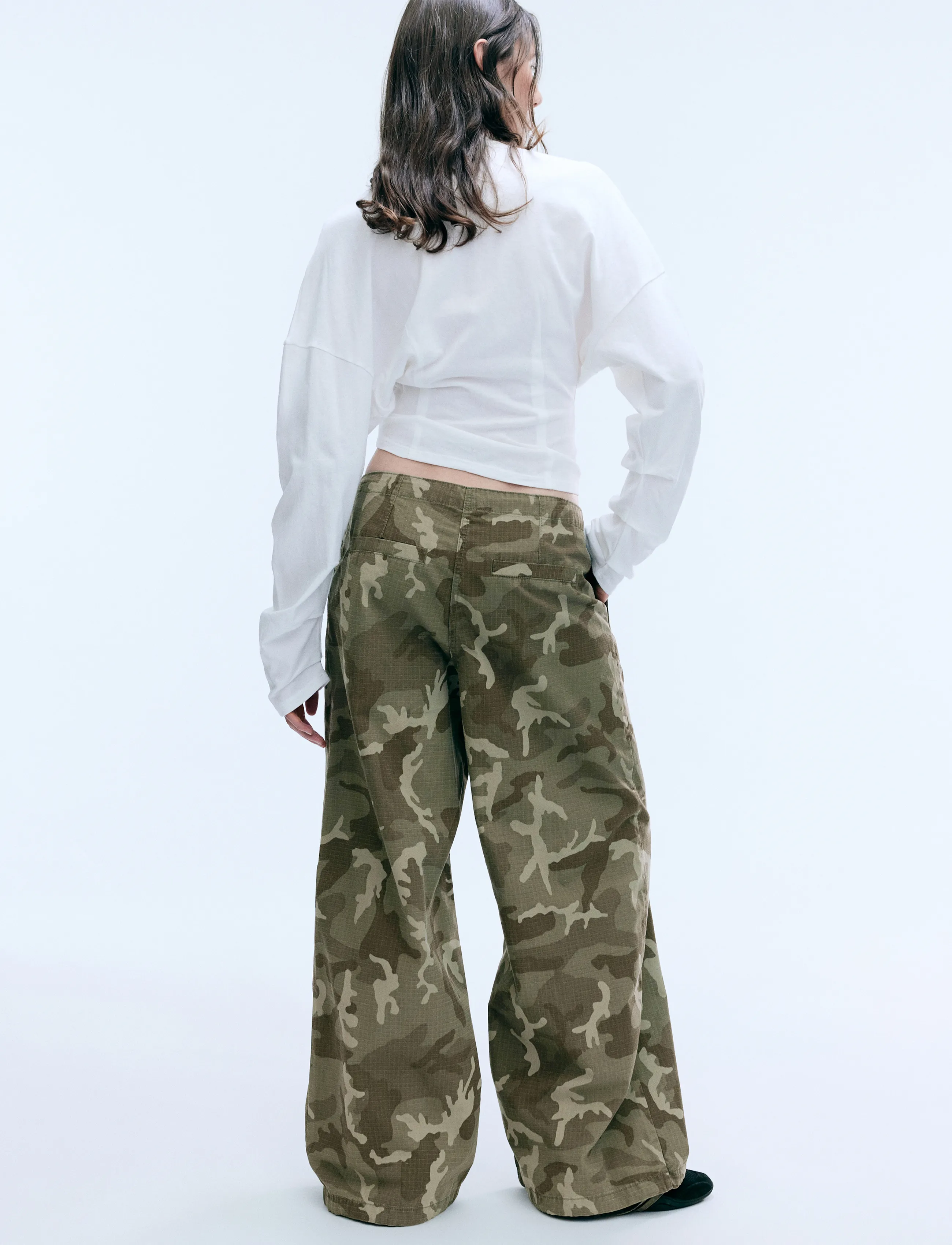 Weekday - Low Rise Baggy Ripstop Trousers - cargobukser - washed camo print - 5