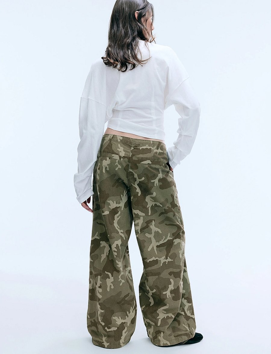 Weekday - Low Rise Baggy Ripstop Trousers - cargobukser - washed camo print - 5