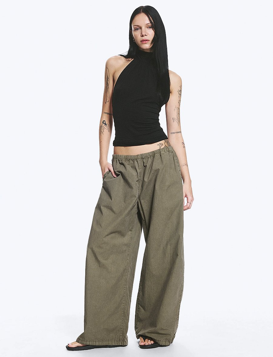 Weekday - Low Rise Pull-on Ripstop Trousers - bukser med lige ben - khaki - 0