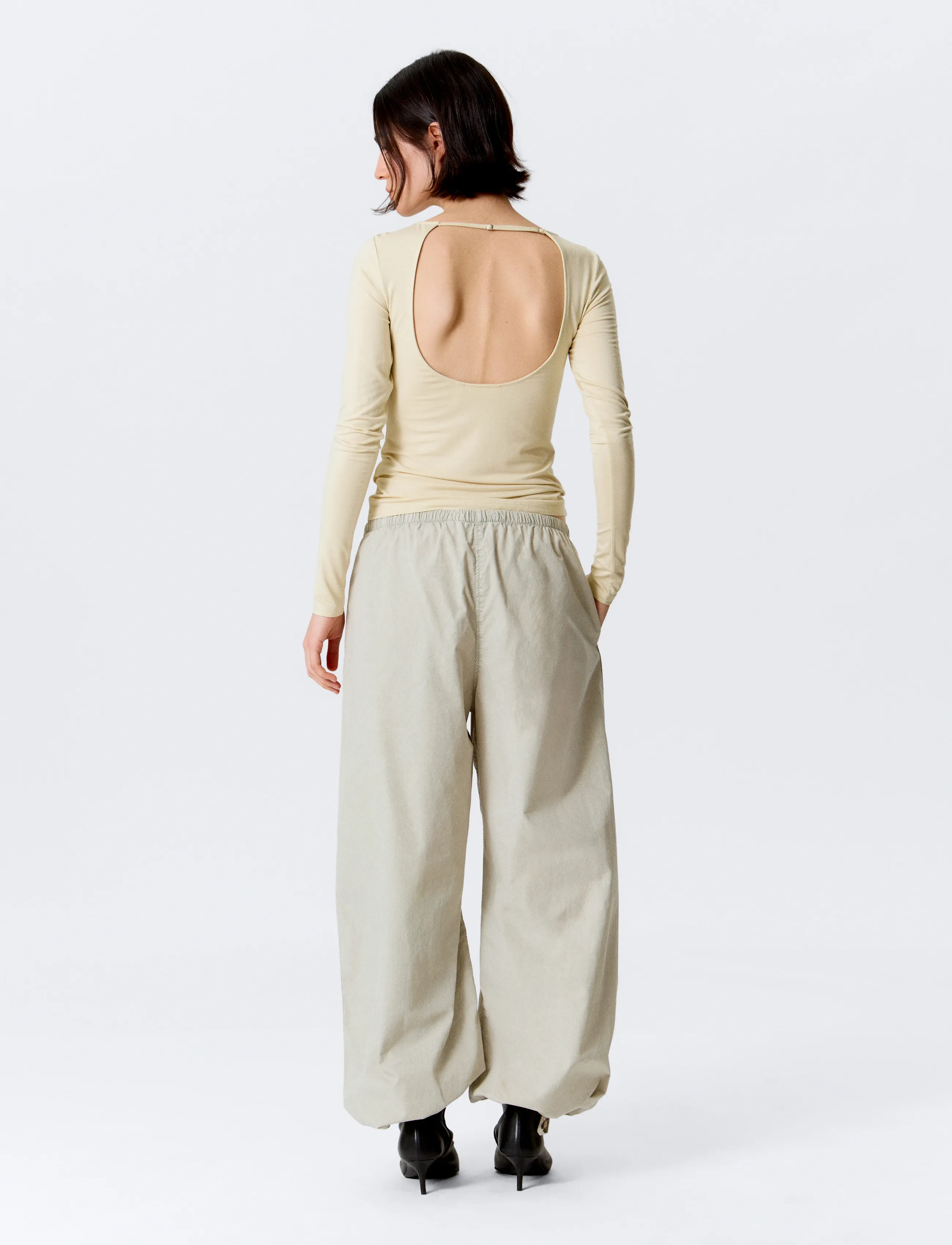Weekday - Low Rise Pull-on Ripstop Trousers - straight leg trousers - mole dusty light - 5