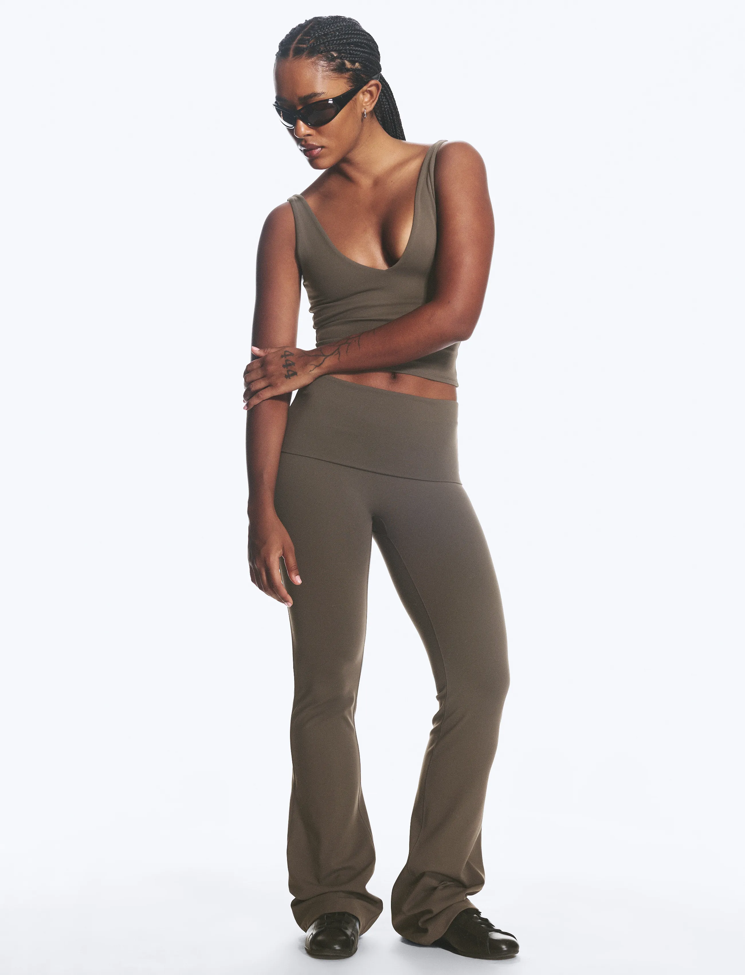 Weekday Folded Waist Flared Yoga Tights, Kvinder, Foldet Talje Flared Yoga Tights, Brun, Str: XL