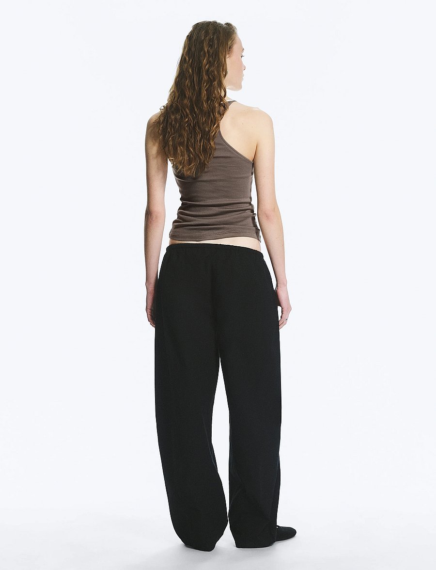 Weekday - Low Rise Loose Pull-on Trousers - bukser med brede ben - black - 5