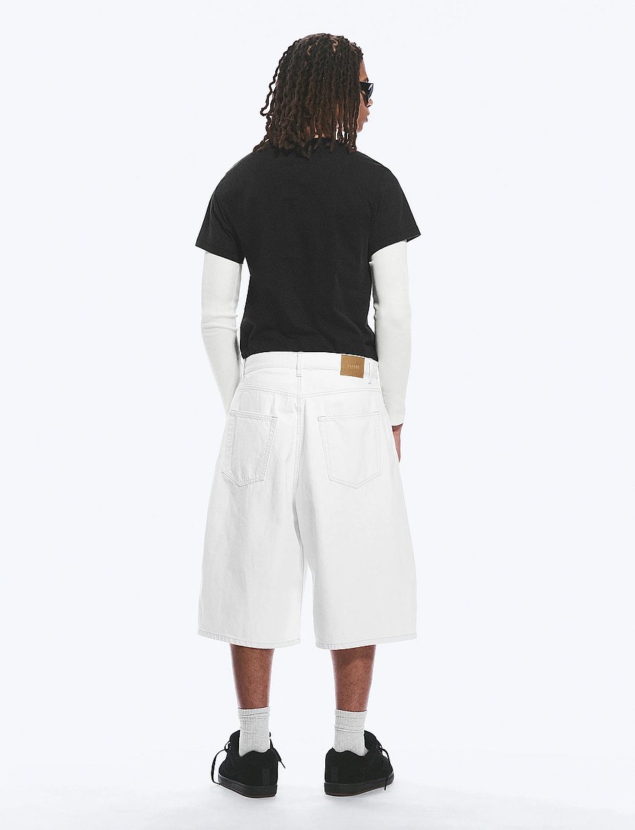 Weekday - Void Mid Rise Loose Long Denim Shorts - jorts - dirty white - 4
