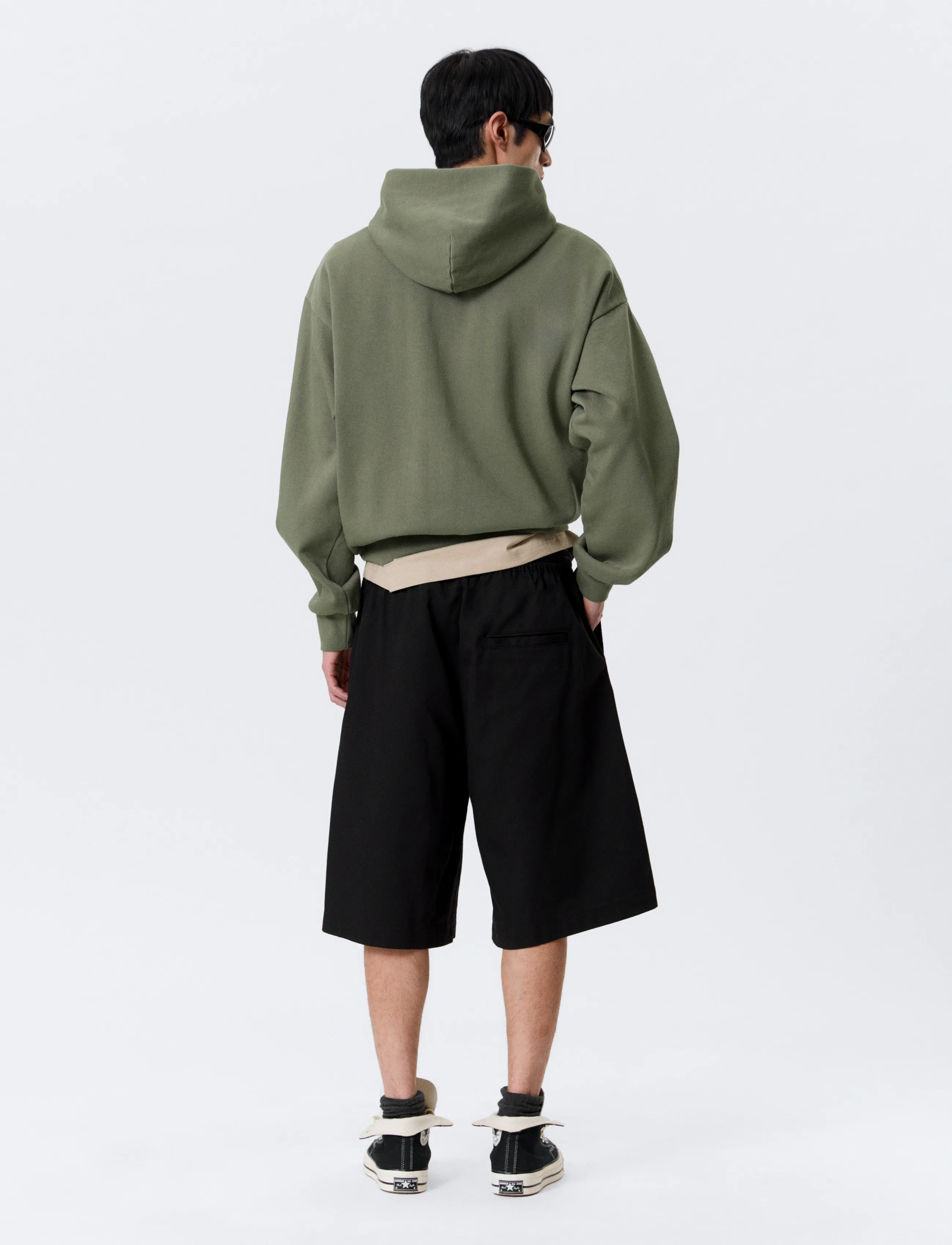 Weekday - Loose Fit Chino Shorts - chinos shorts - black - 4