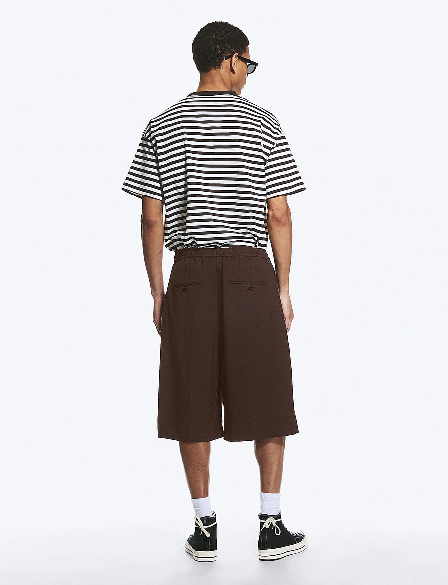 Weekday - Loose Suiting Shorts - vabaaja lühikesed püksid - dark brown melange - 4