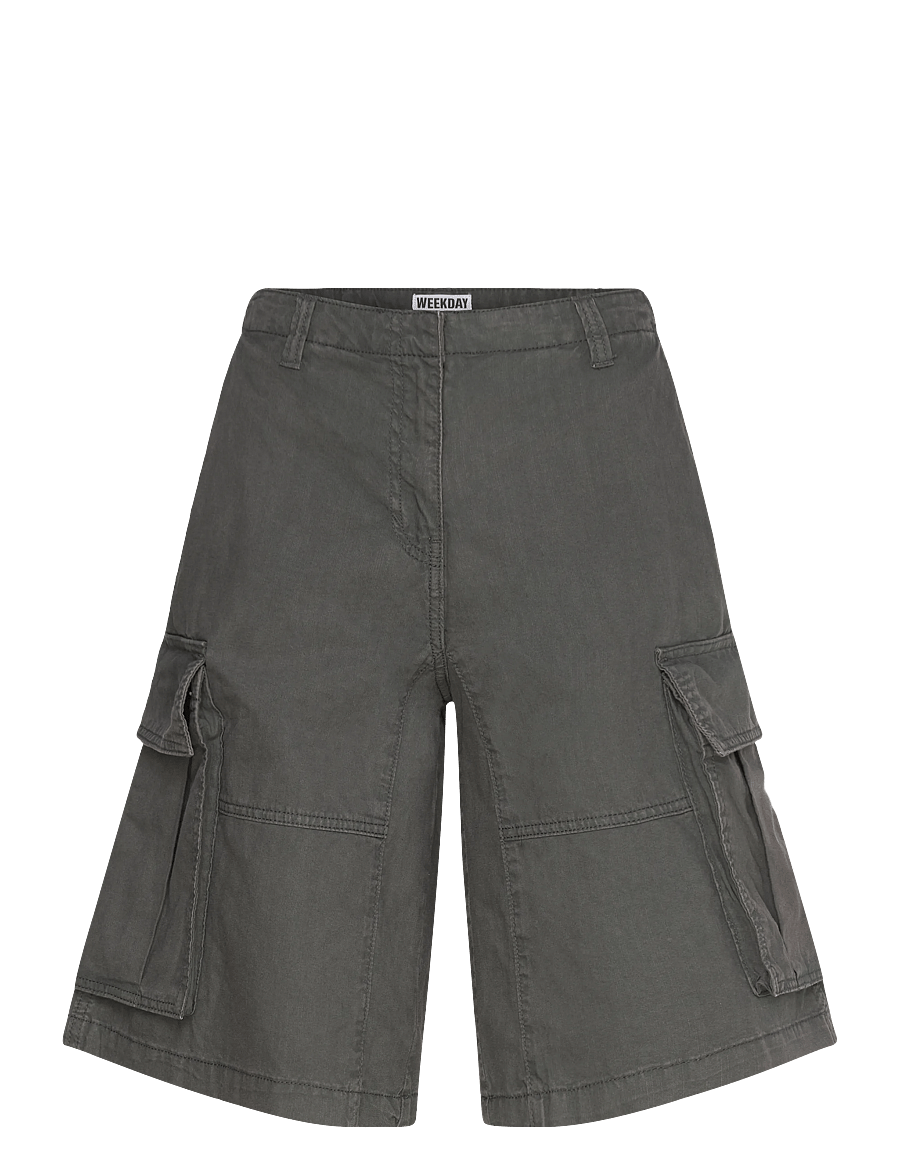 Weekday - Loose Low Rise Cargo Shorts - casual szorty - dark grey - 1