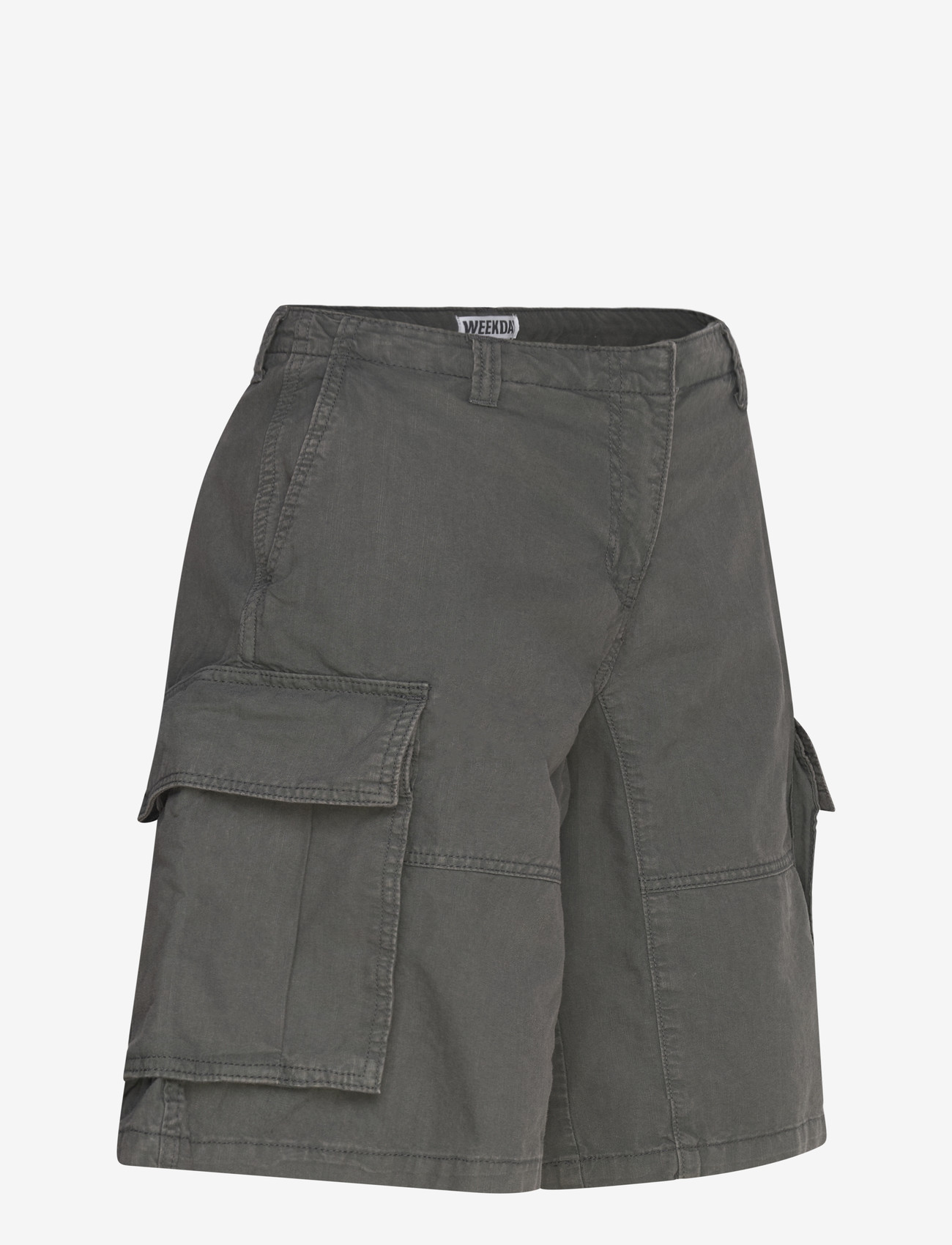 Weekday - Loose Low Rise Cargo Shorts - casual shorts - dark grey - 4