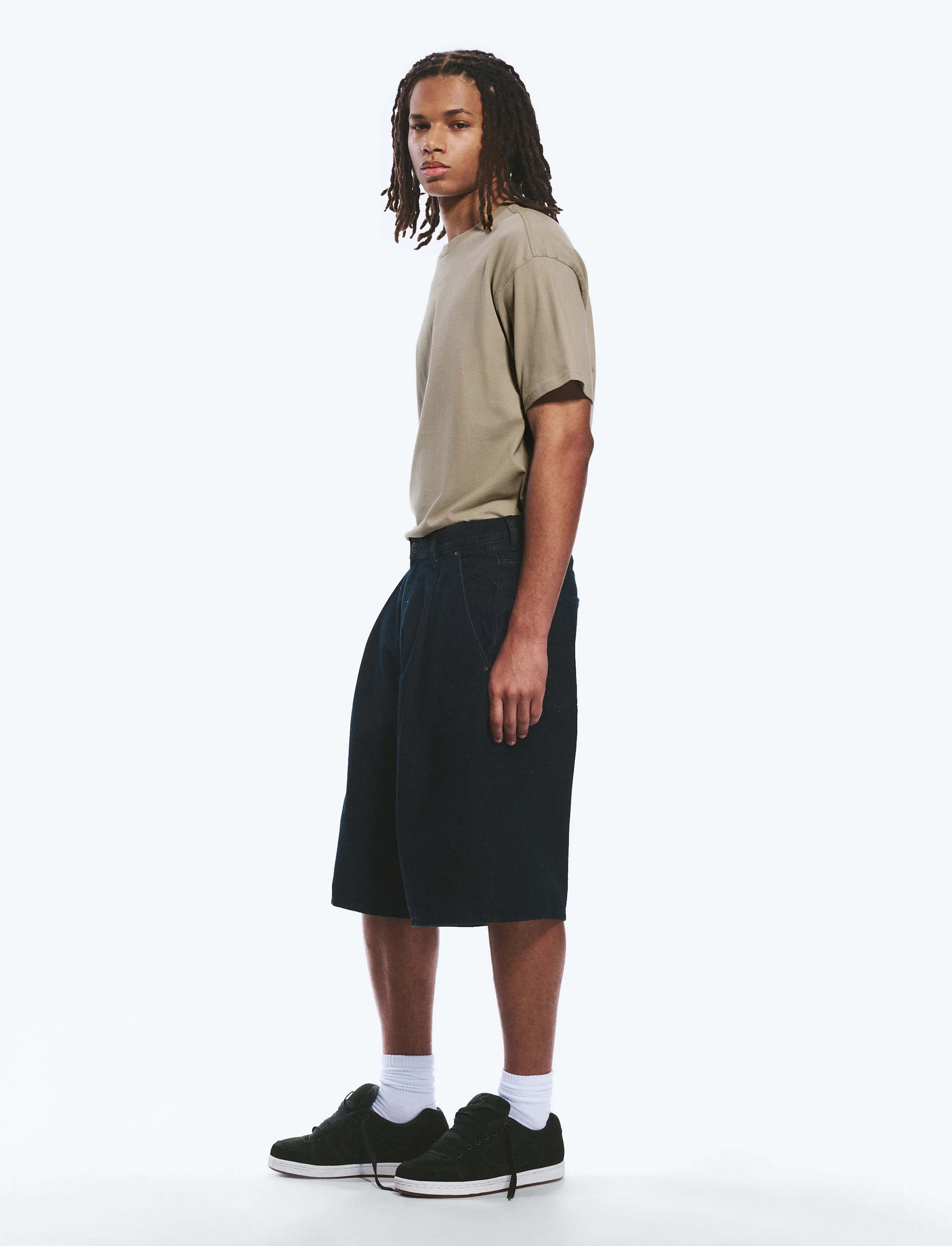 Weekday - Mid Rise Baggy Pleated Denim Shorts - jorts - emerald rinse - 3