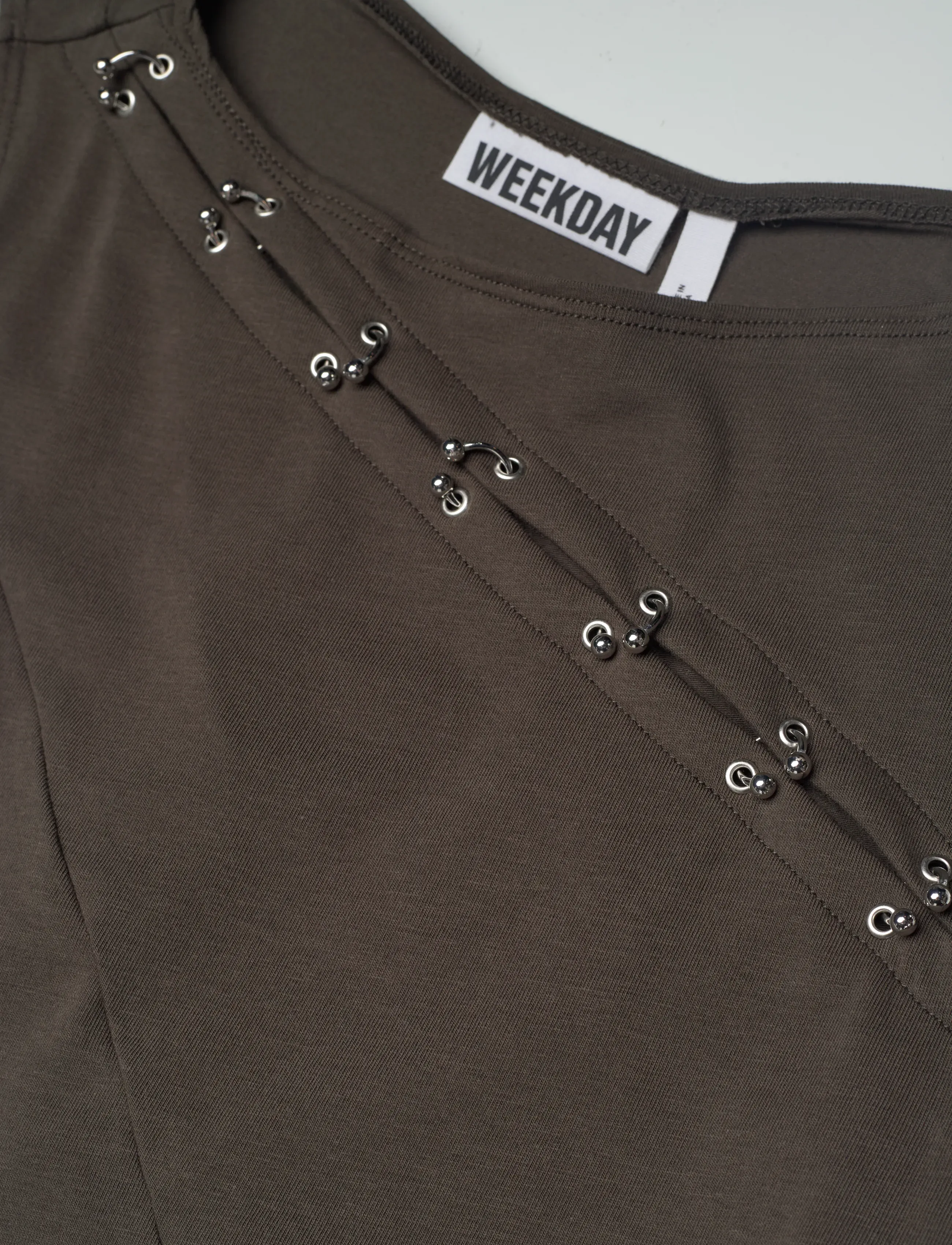 Weekday - Slim Pierced Seam Sleeveless Top - khaki green dark - 2