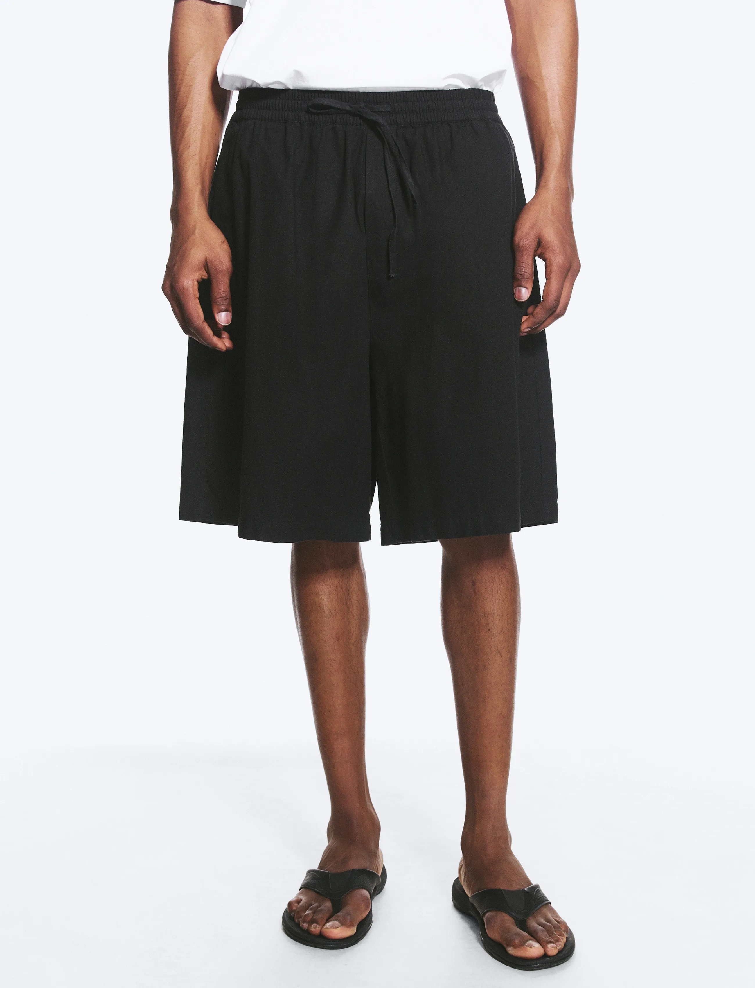 Weekday - Linen-Blend Shorts - szorty lniane - black - 5