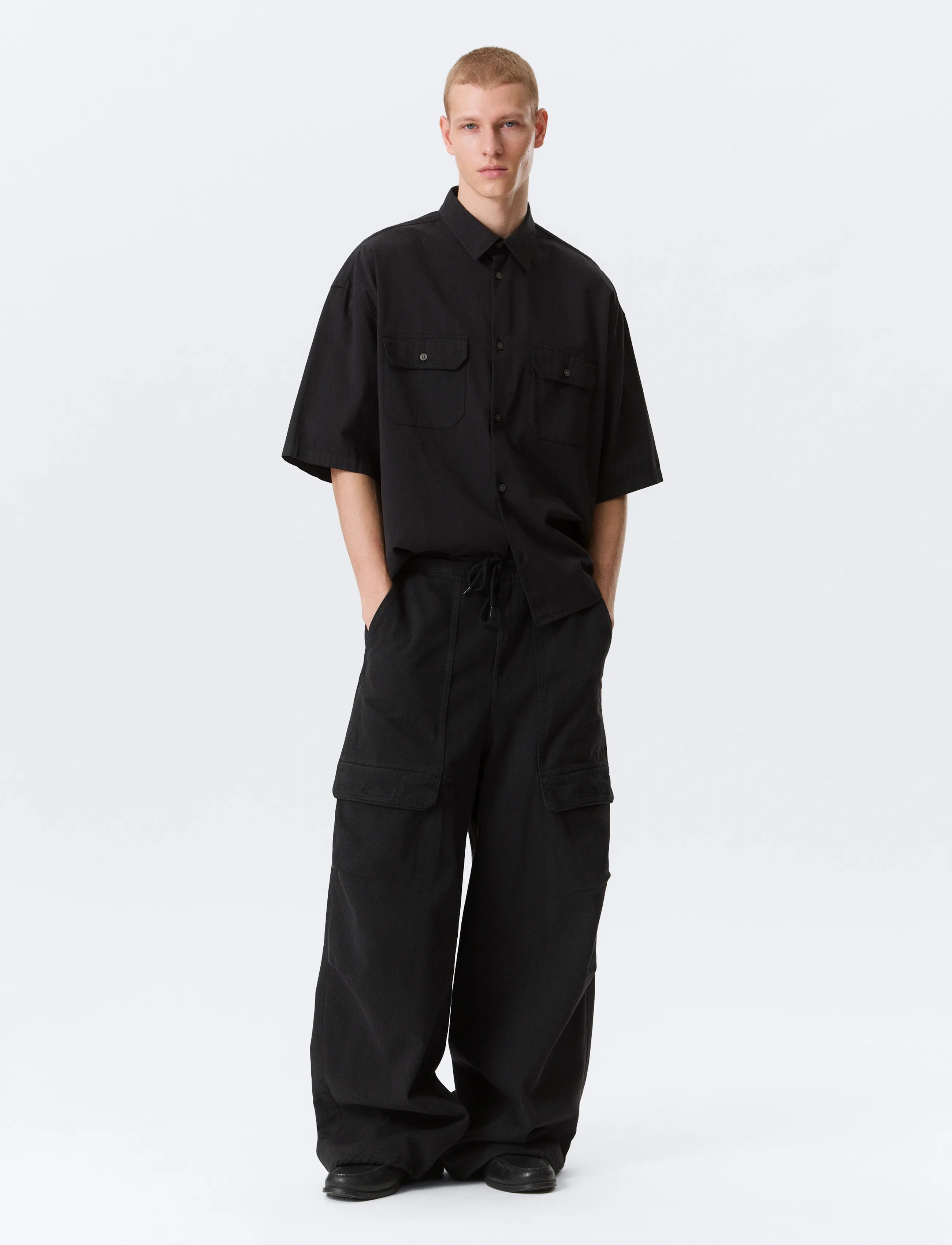 Weekday Parachute Trousers - Vårgarderoben - BLACK / black