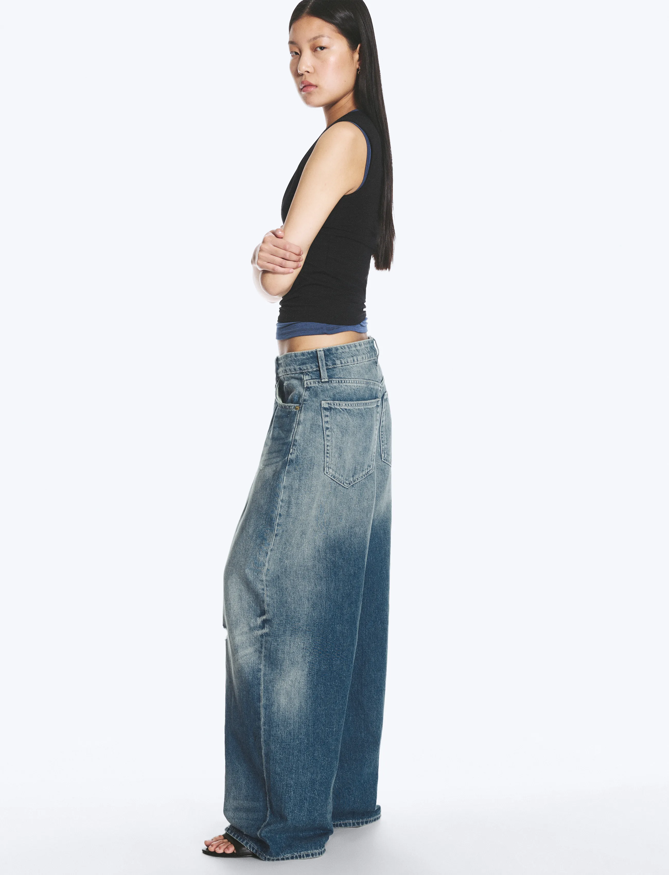 Weekday - Andromeda low rise loose baggy jeans - wide leg jeans - stirrup blue - 3