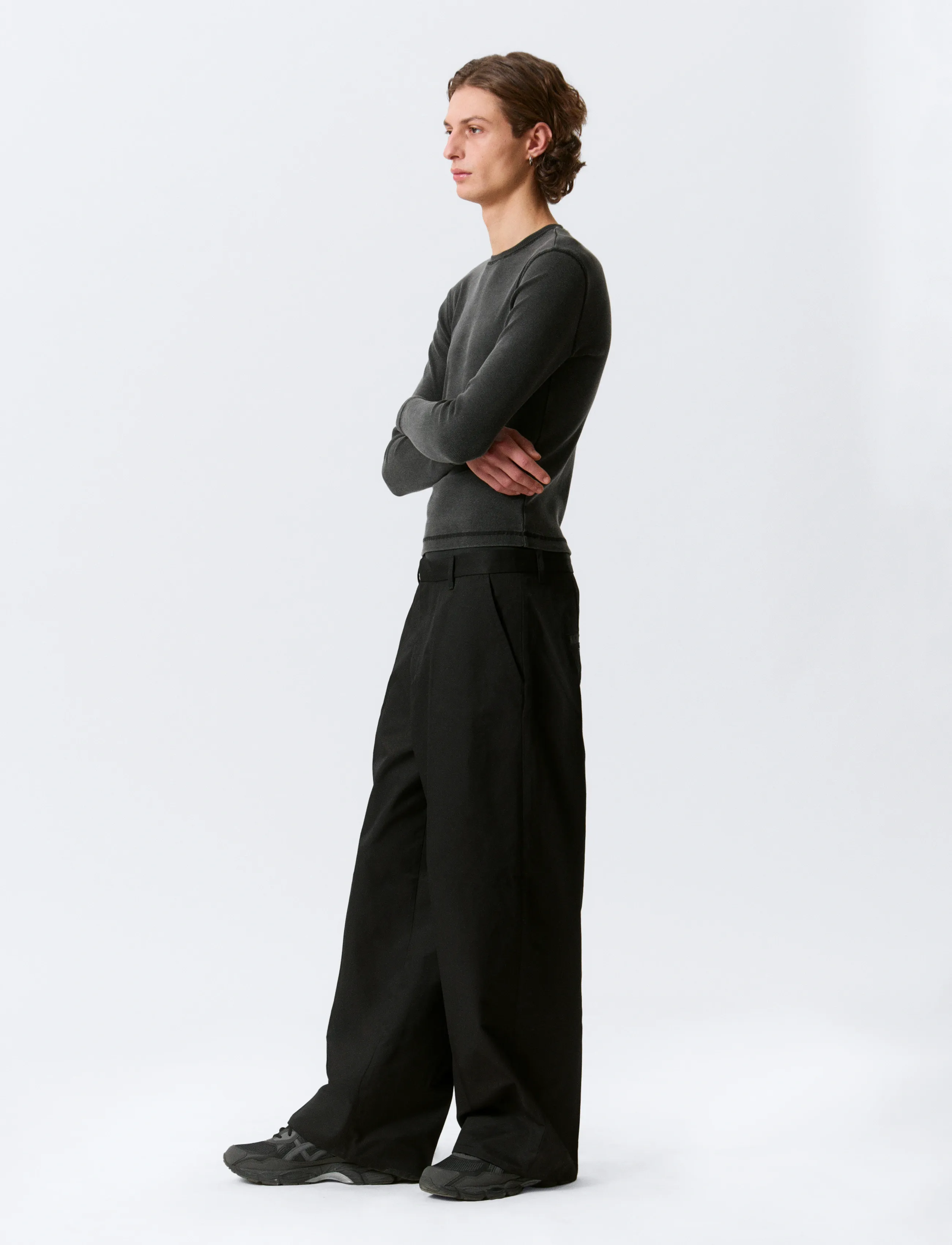 Weekday - Emil Loose Fit Chino Trousers - chinos - black - 3