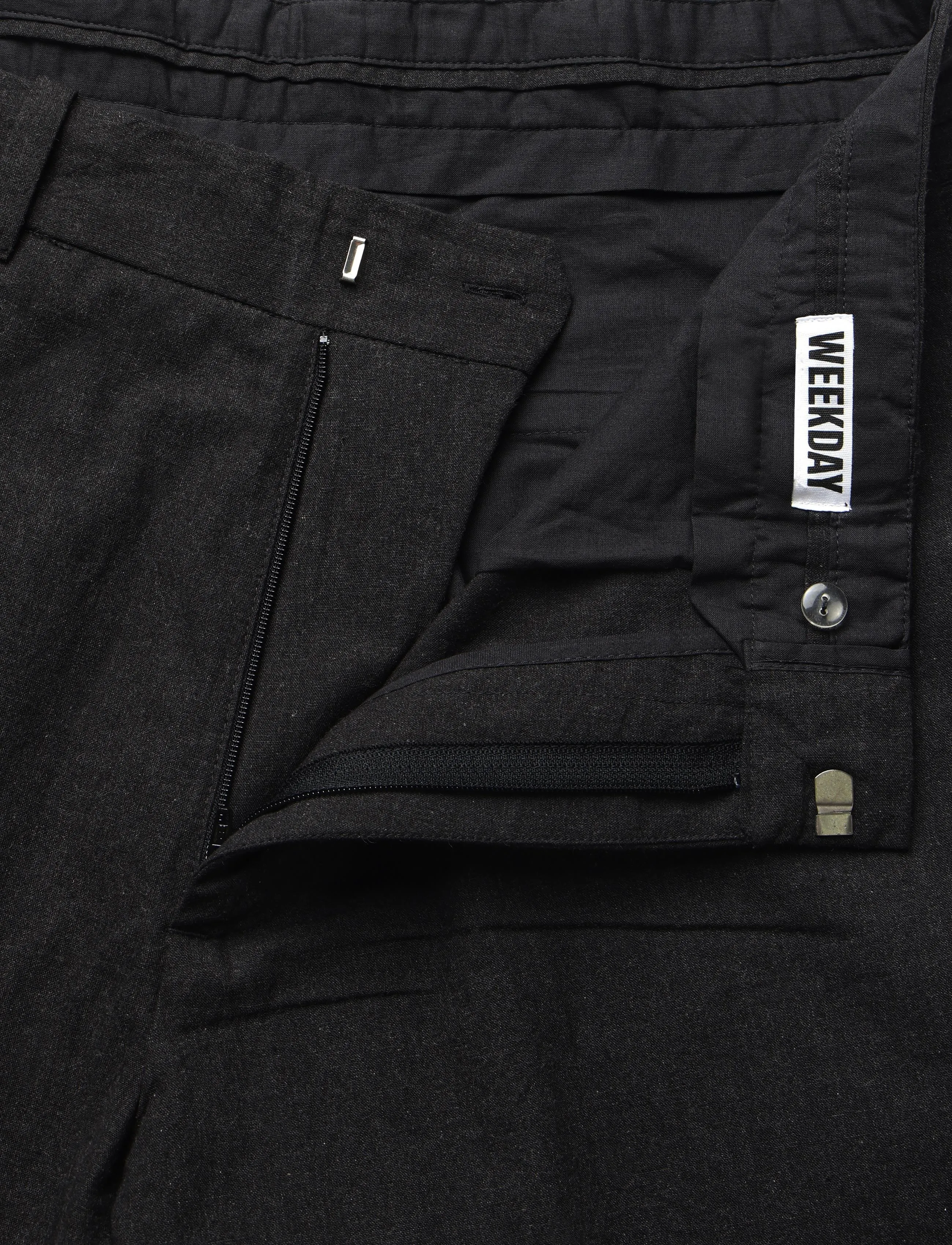 Weekday - Florian Pleated Relaxed Suiting Trousers - black - 3