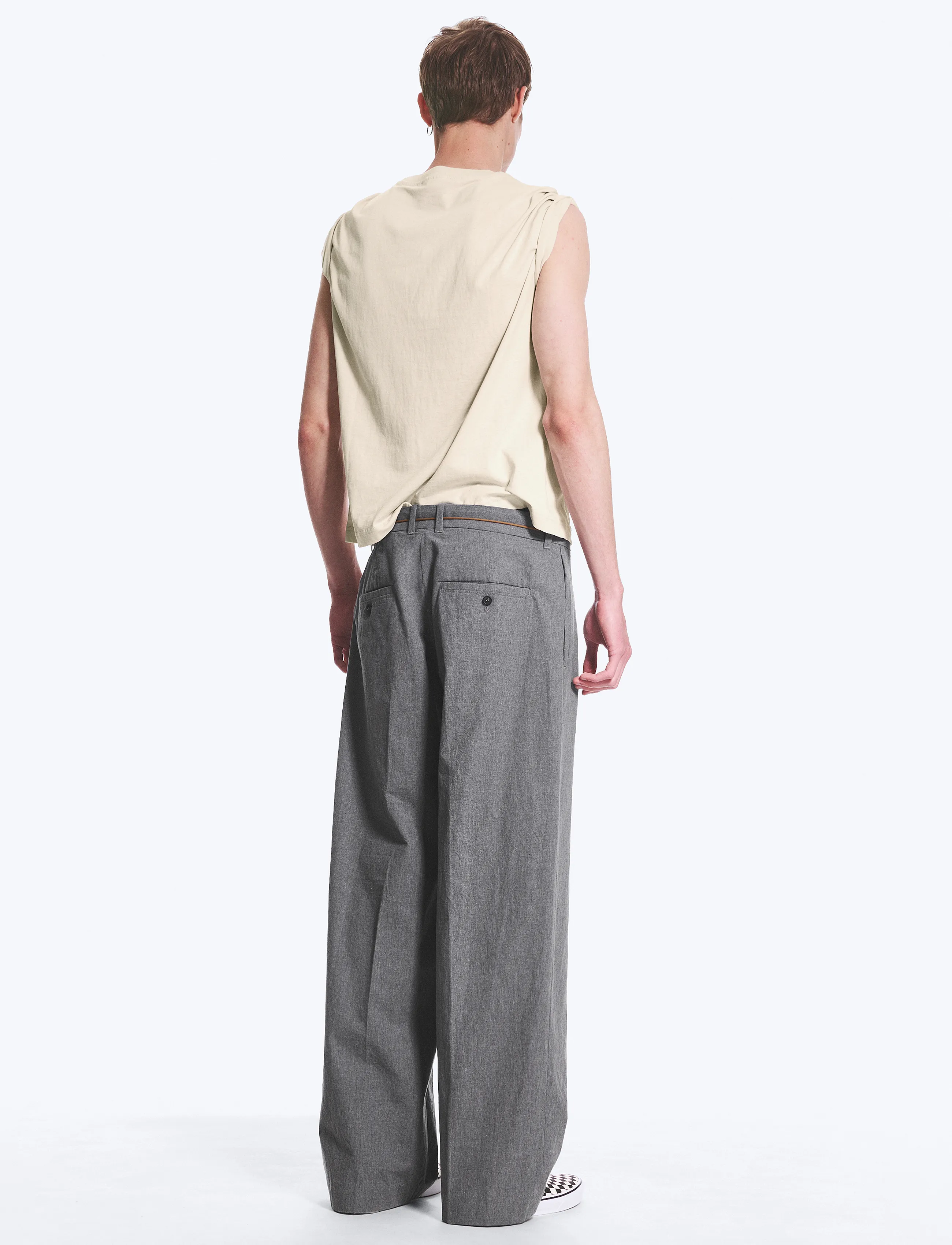 Weekday - Florian Pleated Relaxed Suiting Trousers - anzugshosen - grey - 4