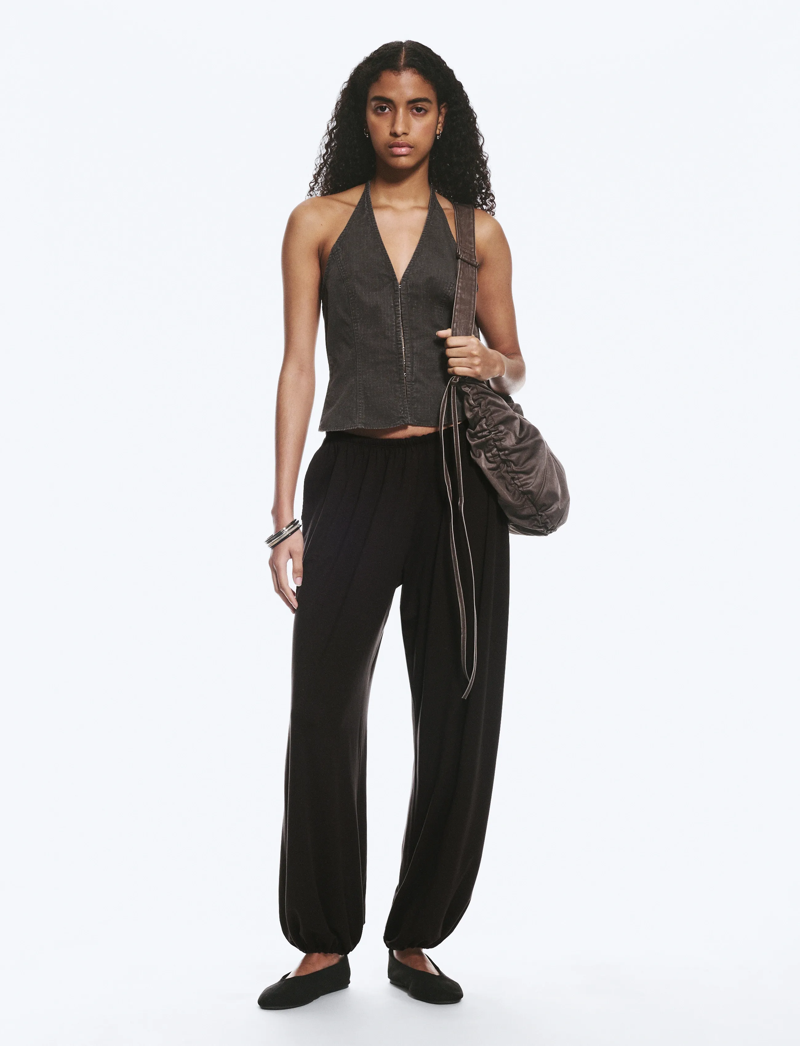 Weekday Soft Mid-Rise Balloon Trousers - Vida byxor - DARK BROWN / brown