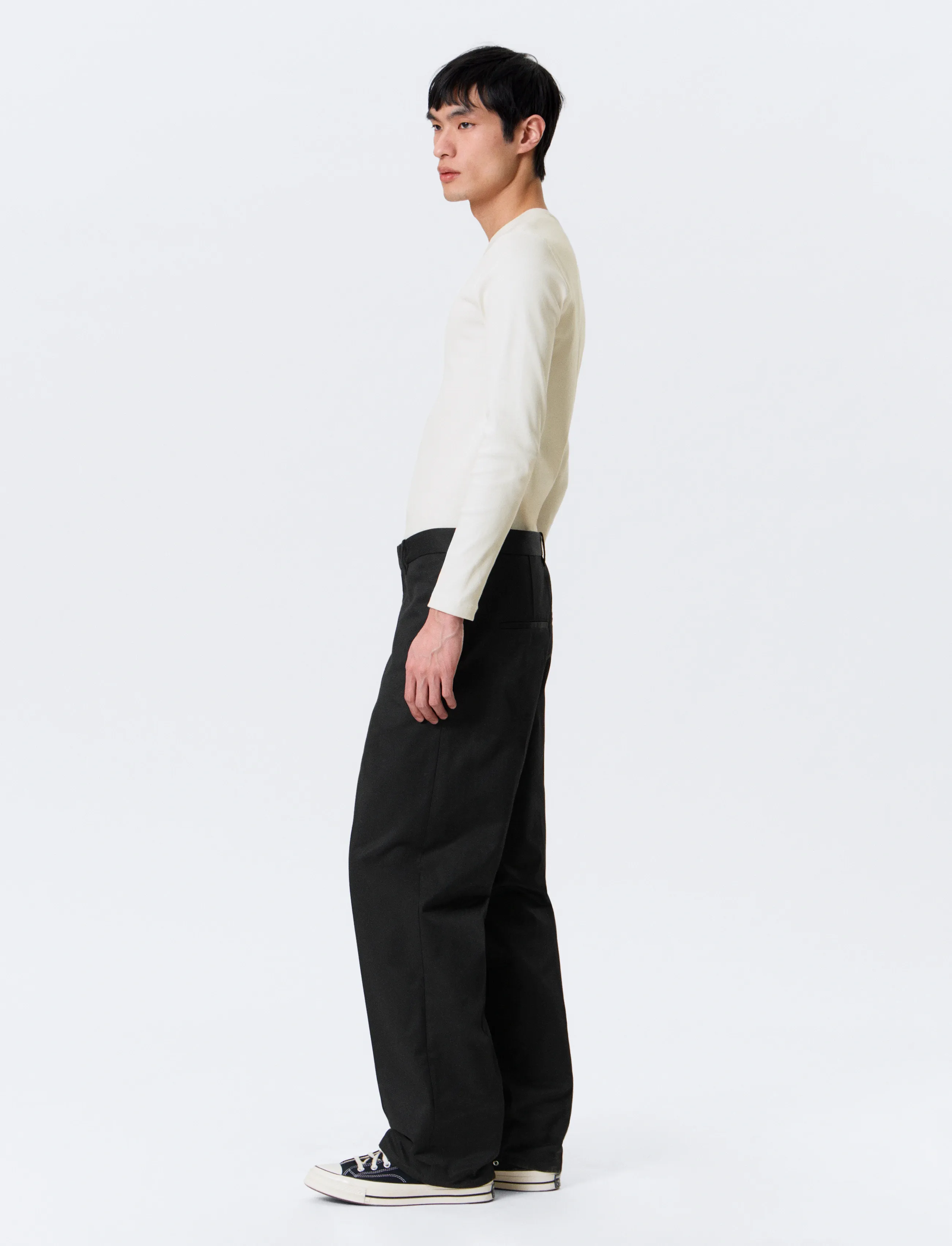 Weekday - Mid Rise Relaxed Straight Leg Chino Trousers - chino's - black - 4