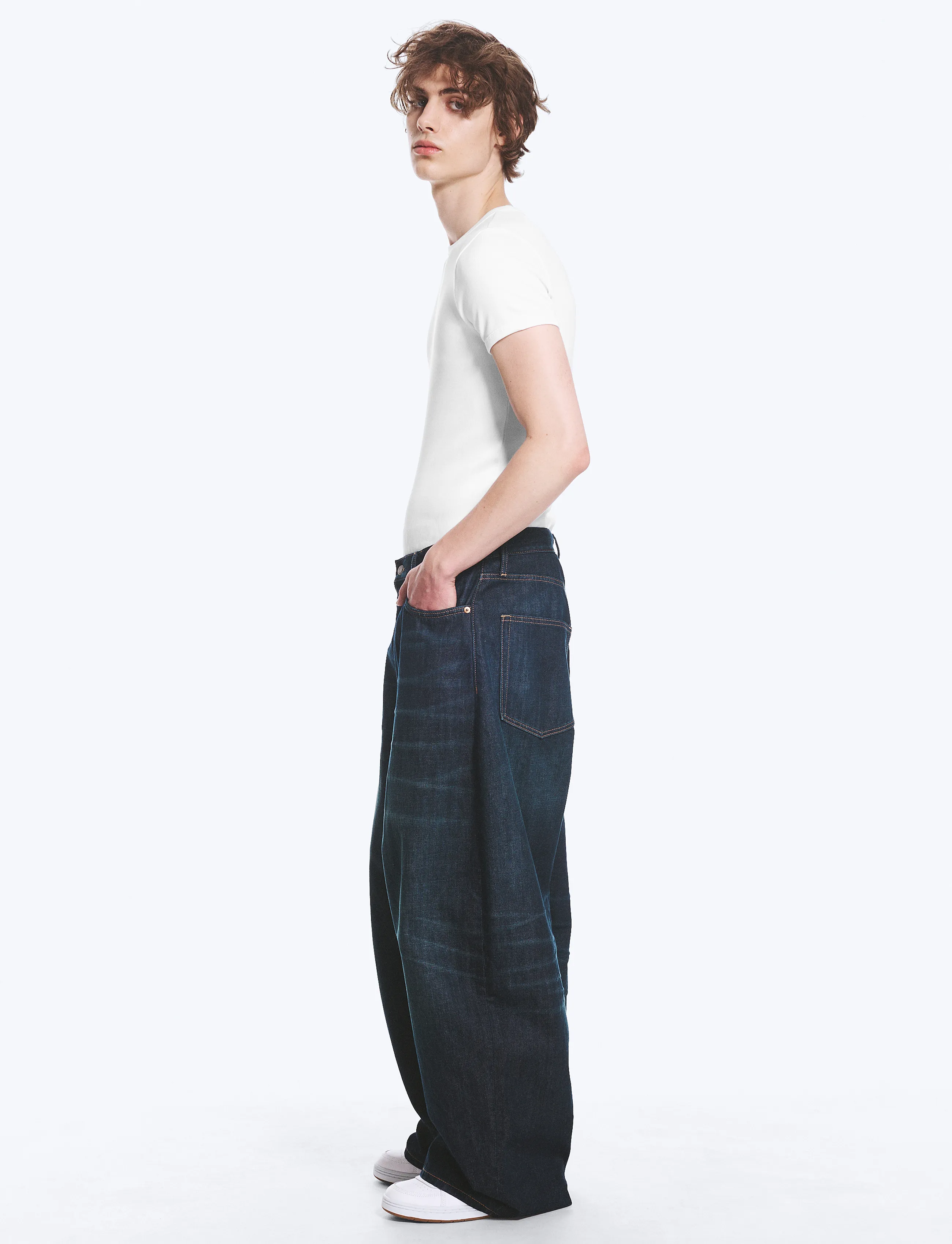 Weekday - Void Low Rise Loose Baggy Jeans - alt laienevad teksad - bounty blue - 3