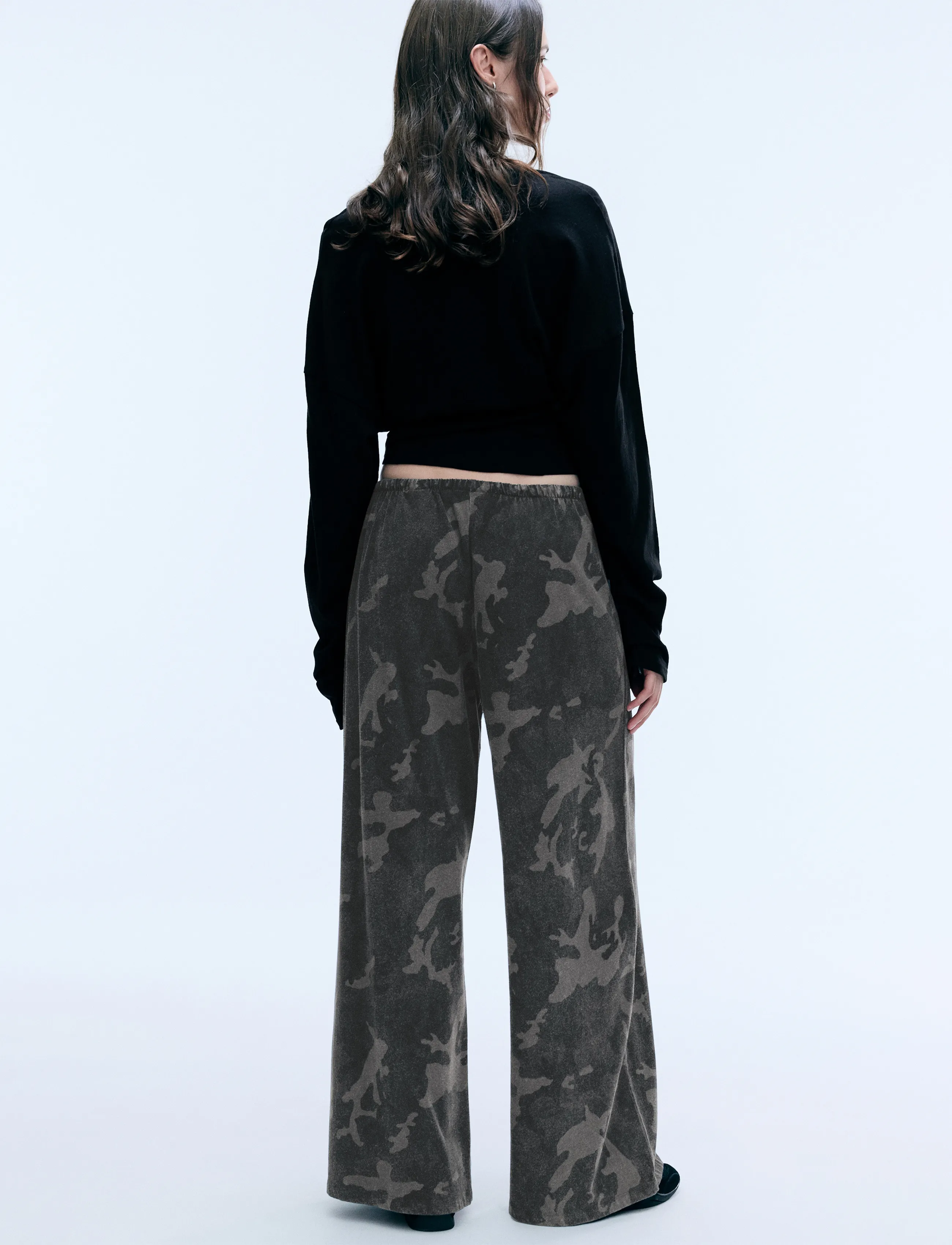 WEEKDAY Turner Drapey Trousers byxor dam – bild 3