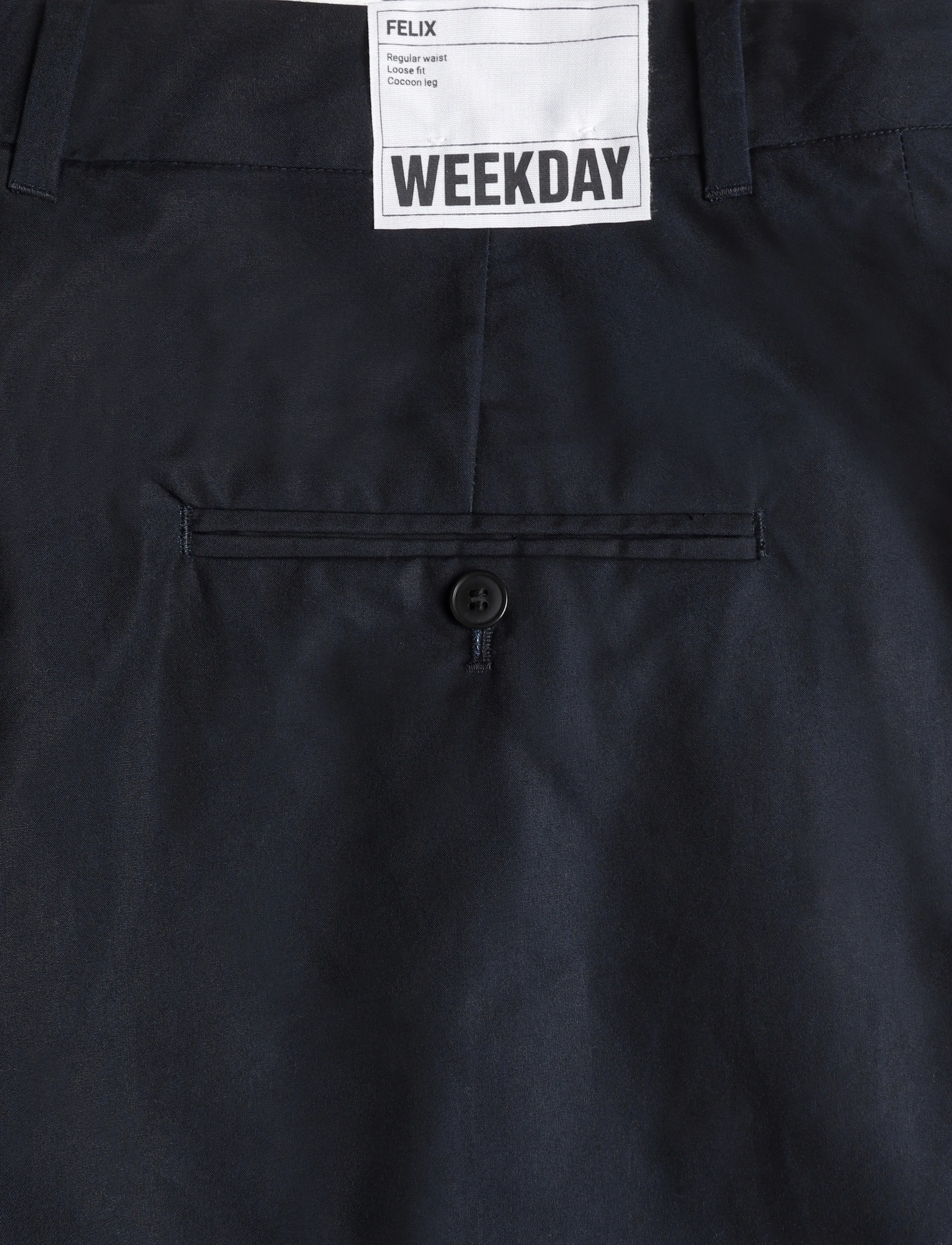Weekday - Felix Cocoon Chino Trousers - chinos - navy - 4