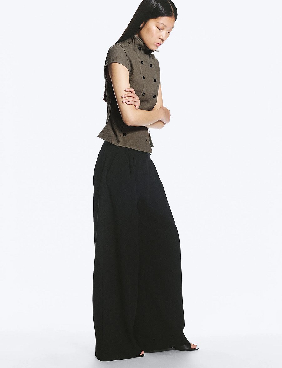 Weekday - Low Waist Pleated Suit Trousers - habitbukser - black - 3