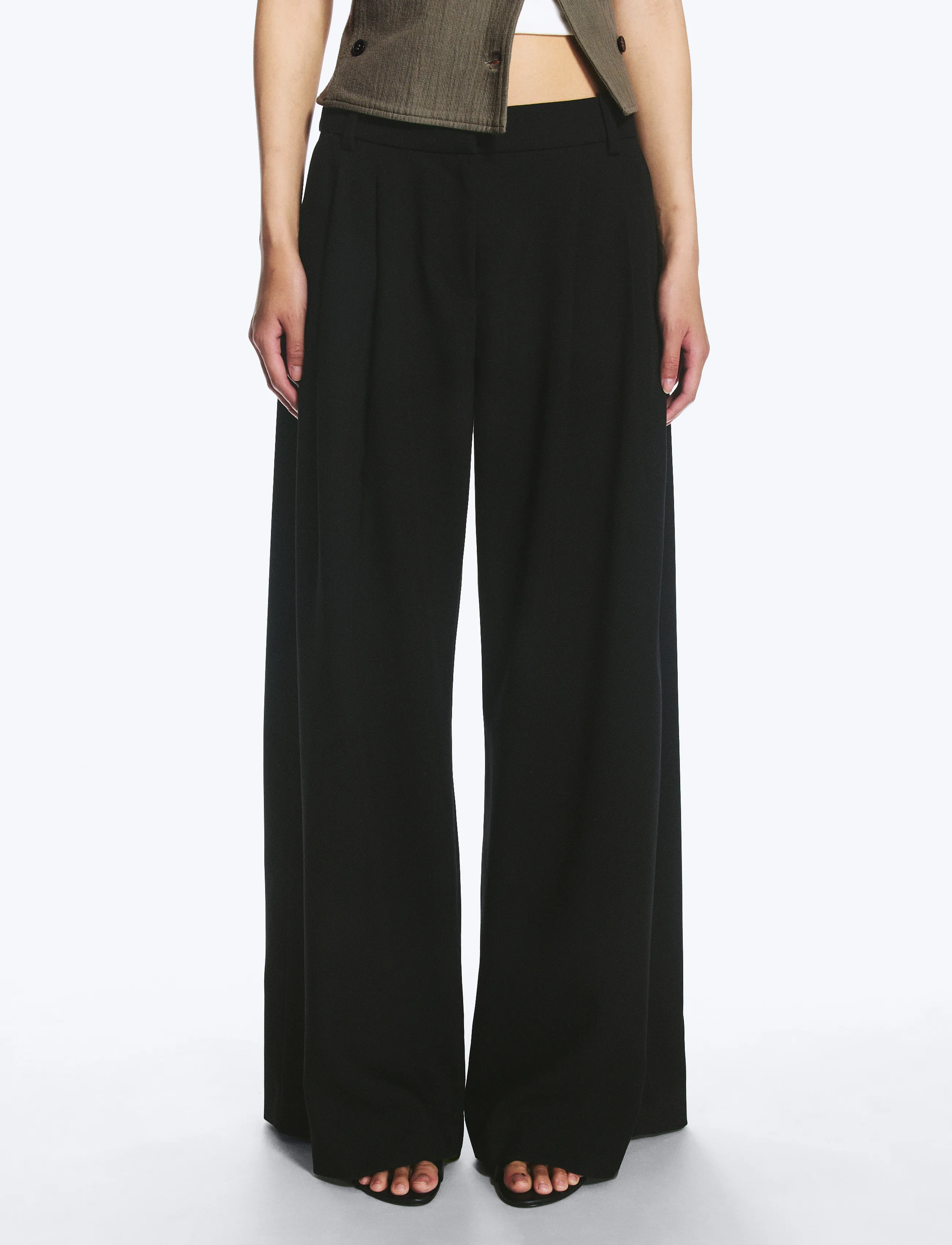 Weekday - Yuka Pleated Suiting Trousers - habitbukser - black - 3