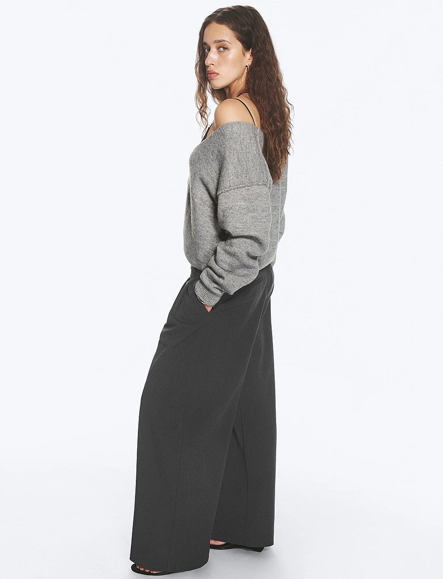 Weekday - Yuka Pleated Suiting Trousers - pidulikud püksid - dark grey - 4