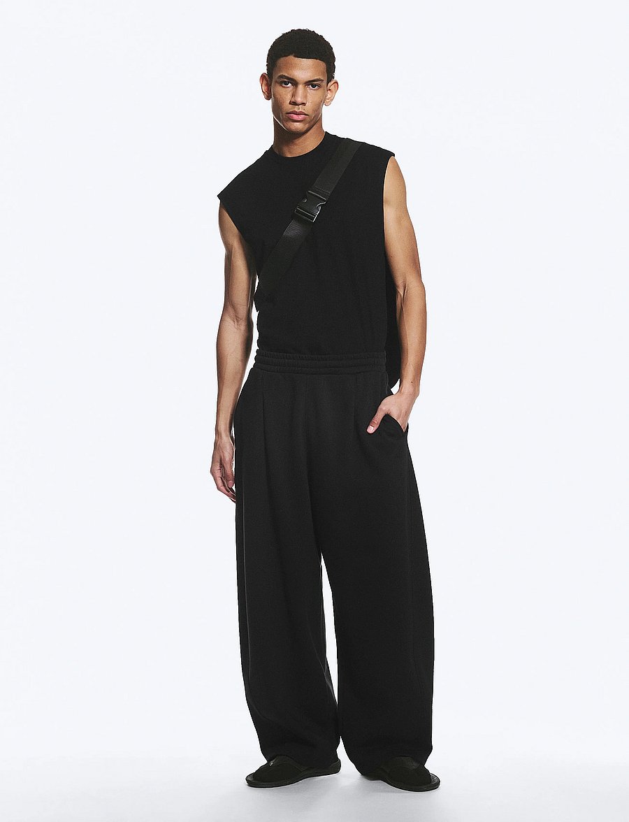 Weekday - Loose Pleated Sweatpants - shop by occasion - black - 0