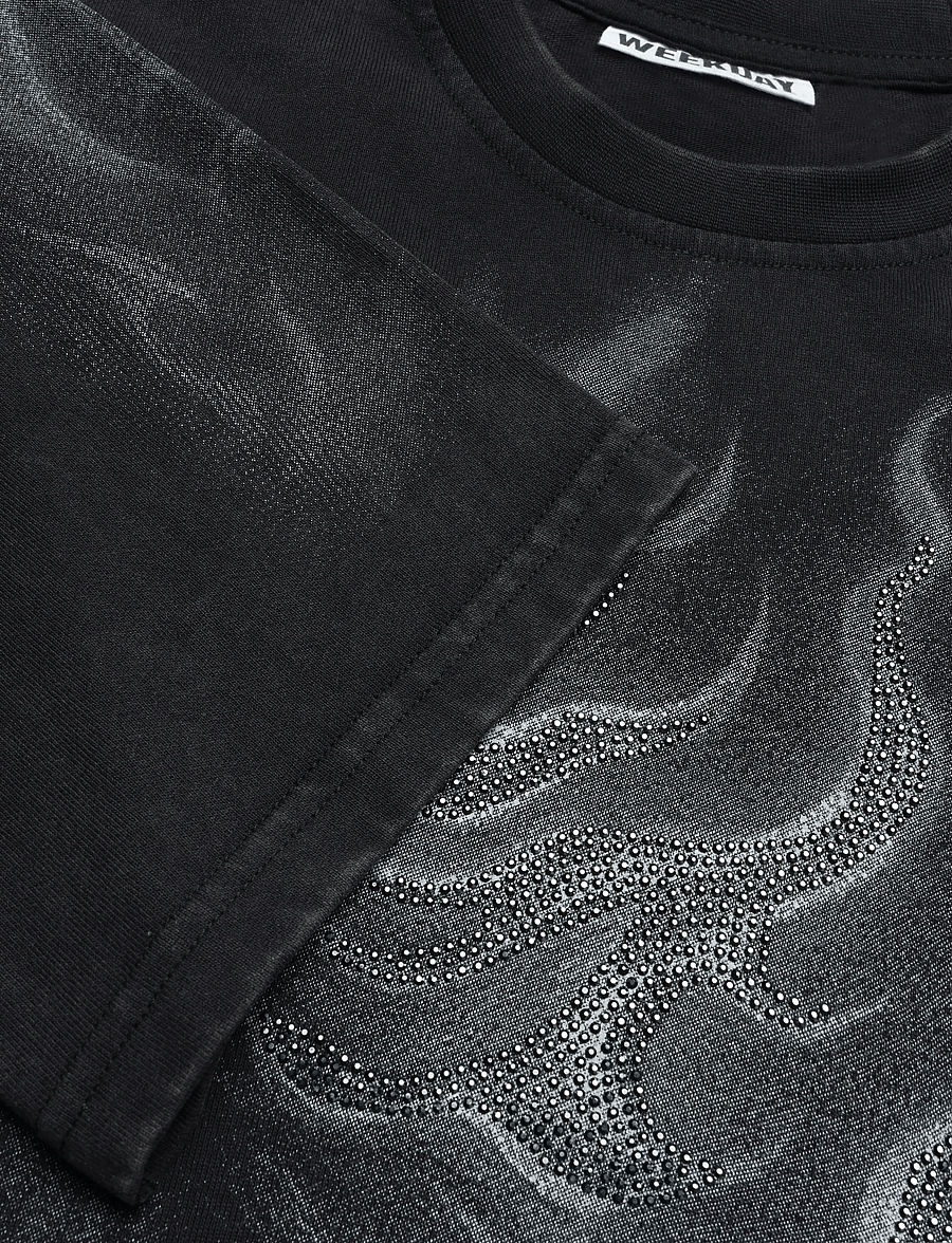 Weekday - Oversized Graphic Long-Sleeved T-shirt - langærmede toppe - black - 2