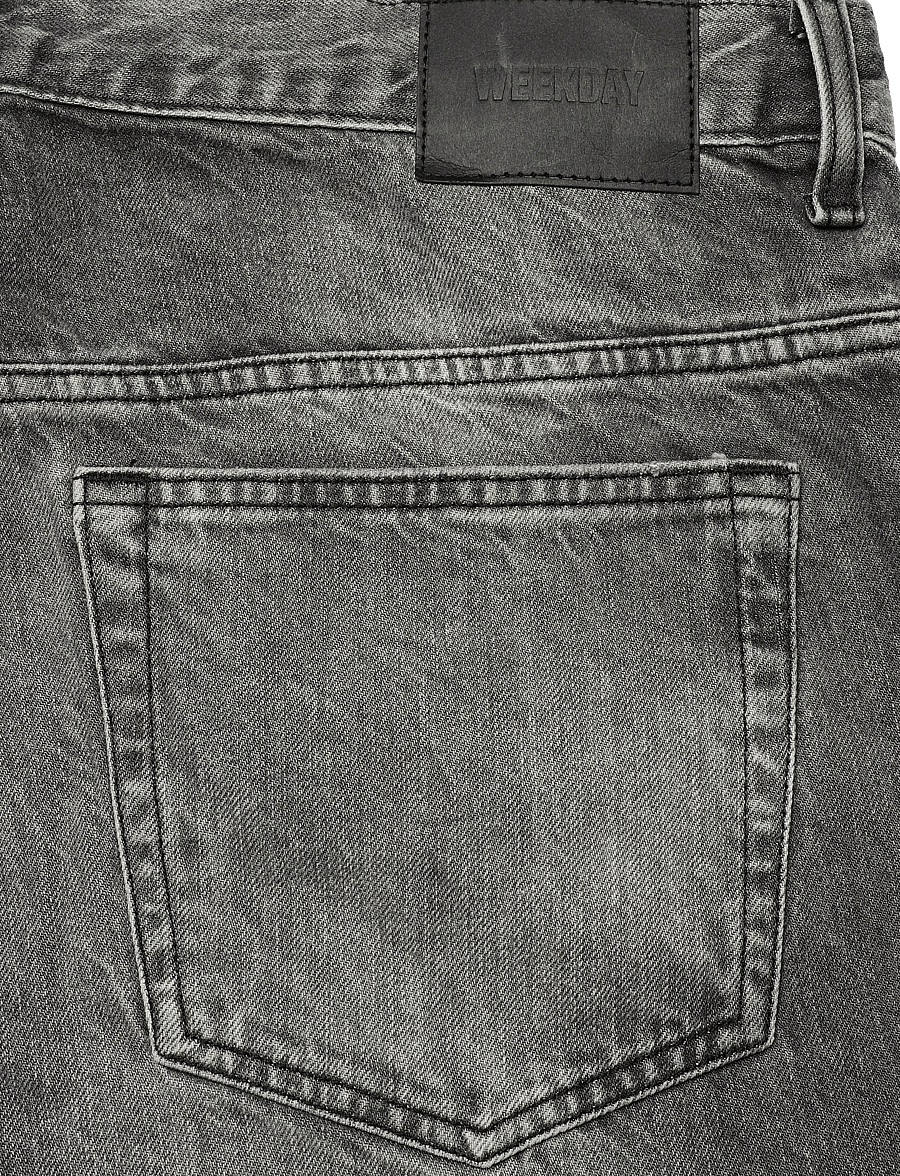 Weekday - Space Mid Rise Relaxed Straight Jeans - klassikalised teksad - alien black - 4
