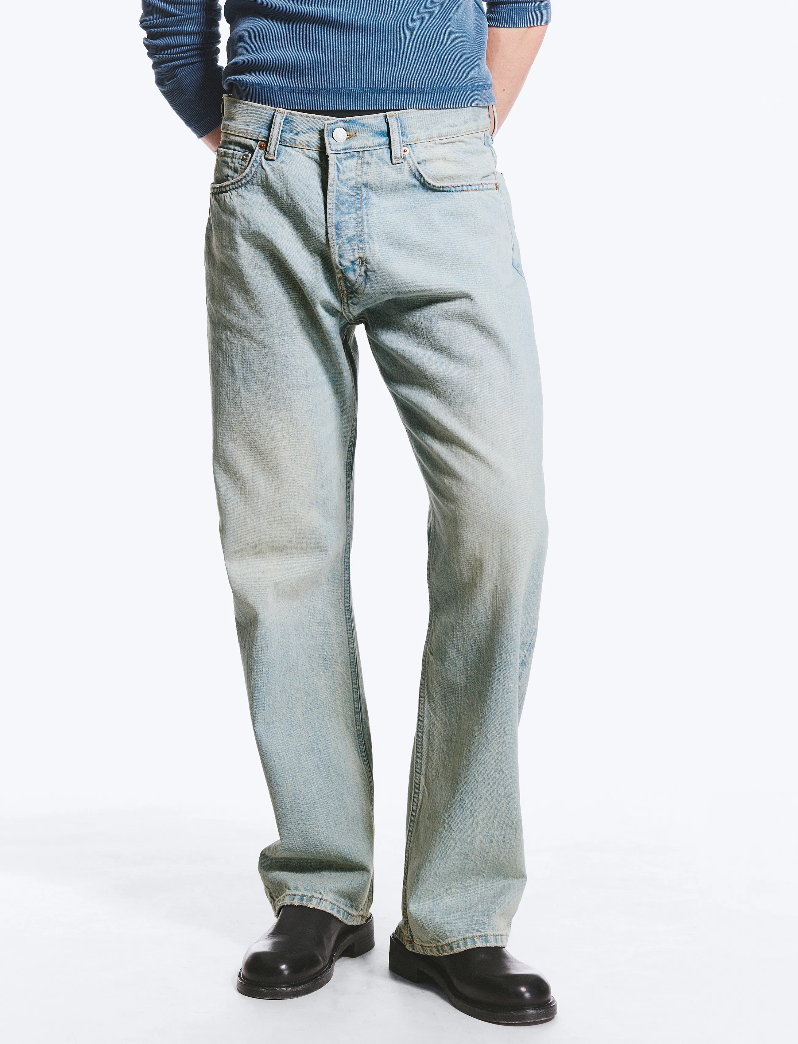 WEEKDAY Space Mid Rise Relaxed Straight Jeans herr – bild 6