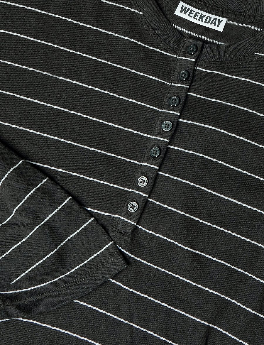 Weekday - Milly Henley LS - lühikesed topid - dark grey stripe - 2