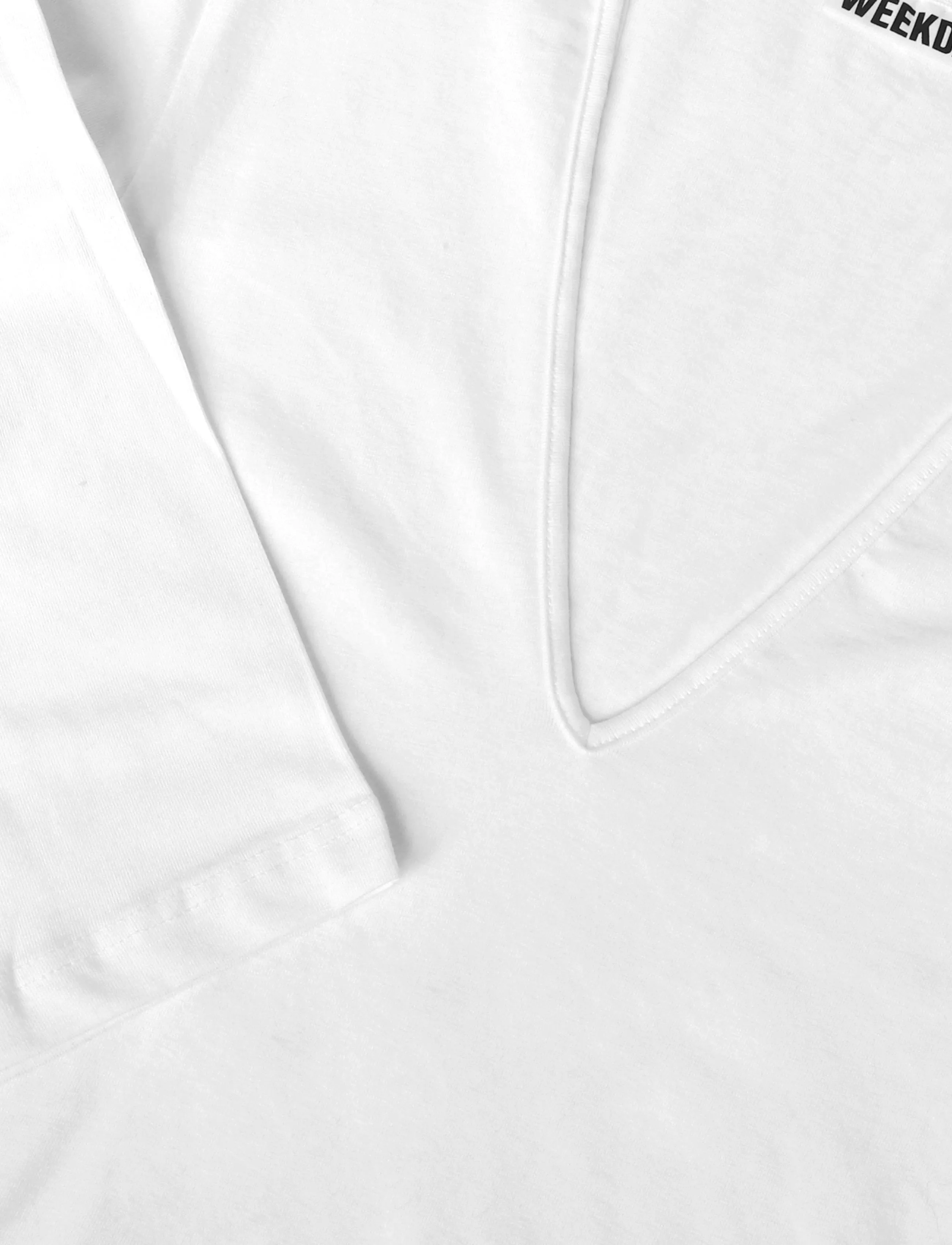 Weekday - Vinnie V-neck Slim Long Sleeve - white - 2