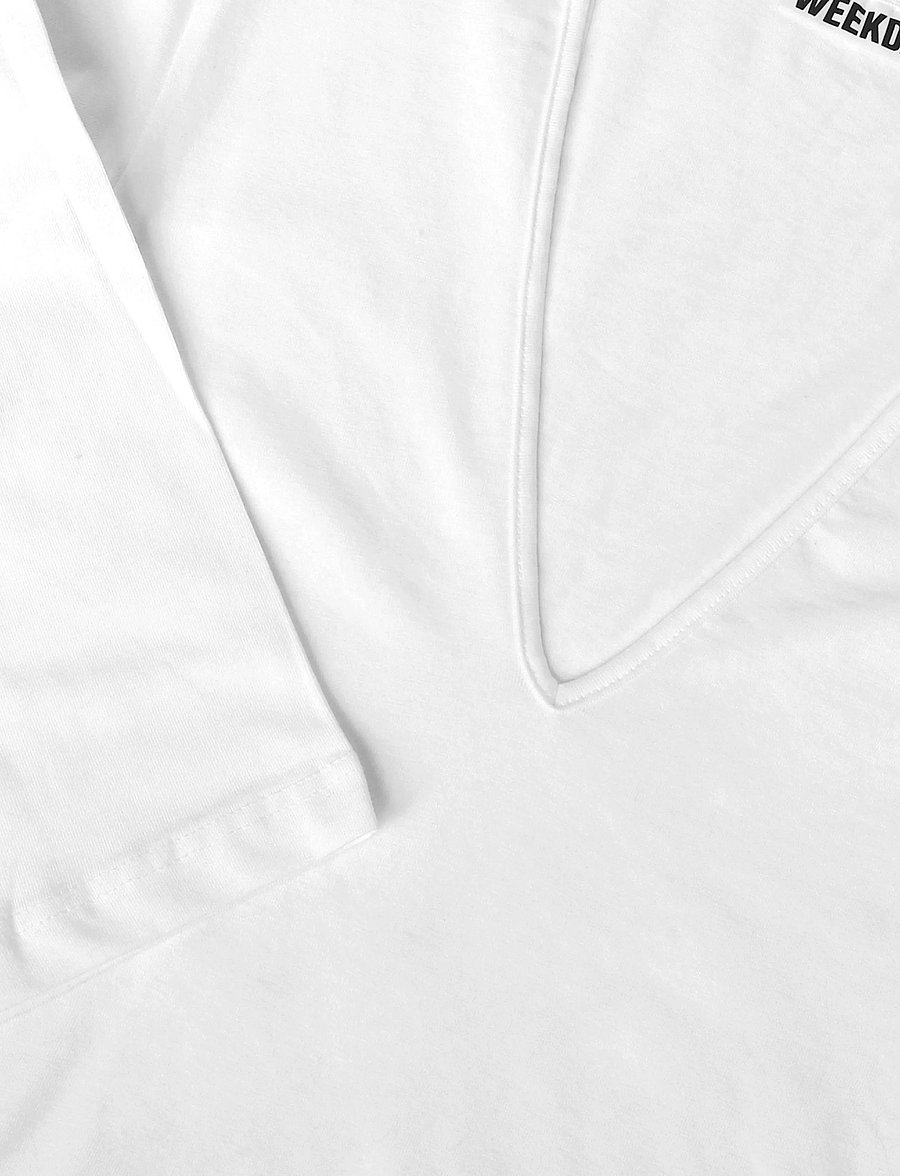 Weekday - Vinnie V-neck Slim Long Sleeve - pikkade varrukatega topid - white - 2