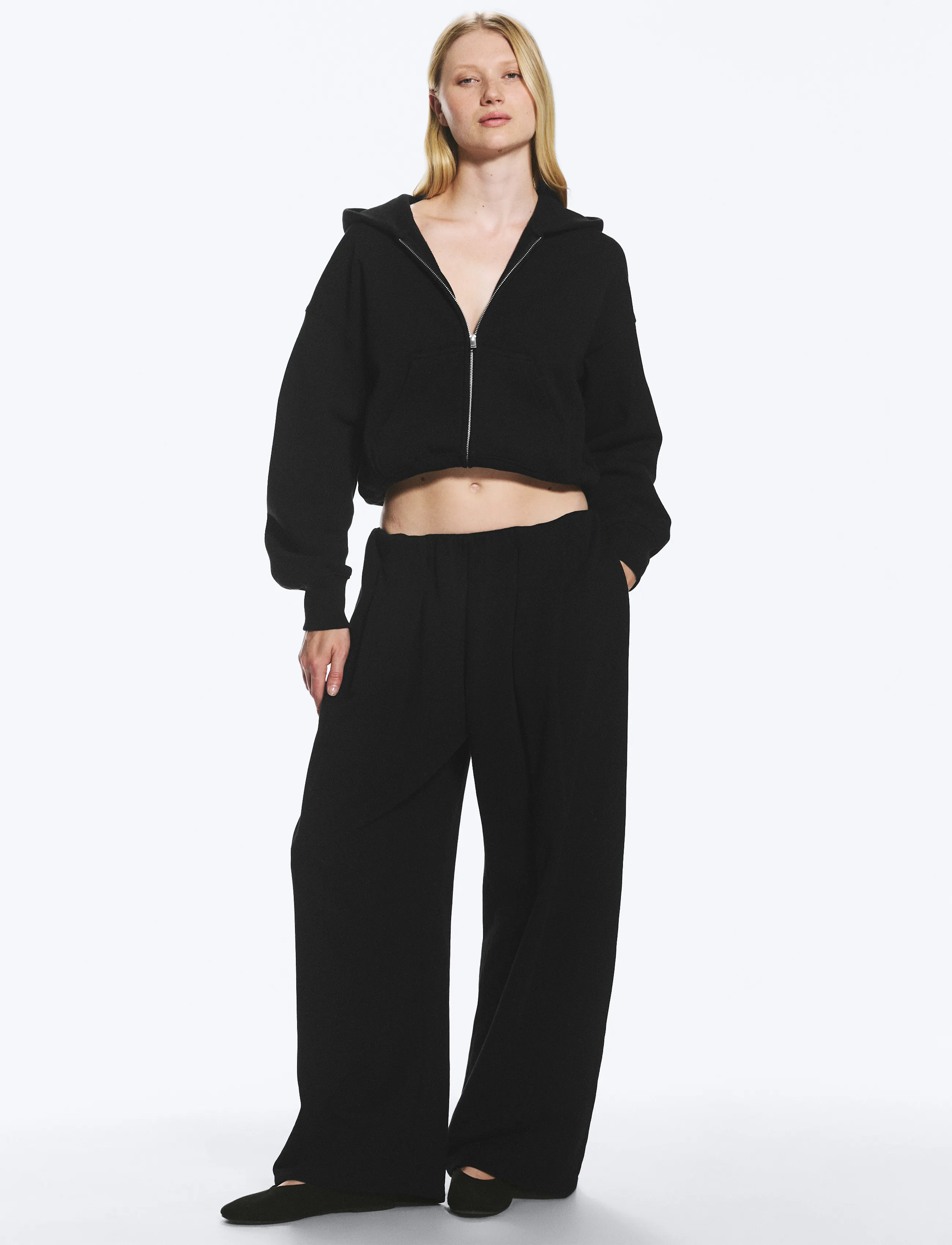 Weekday Dexter Draped Trousers - Hosen - BLACK / black