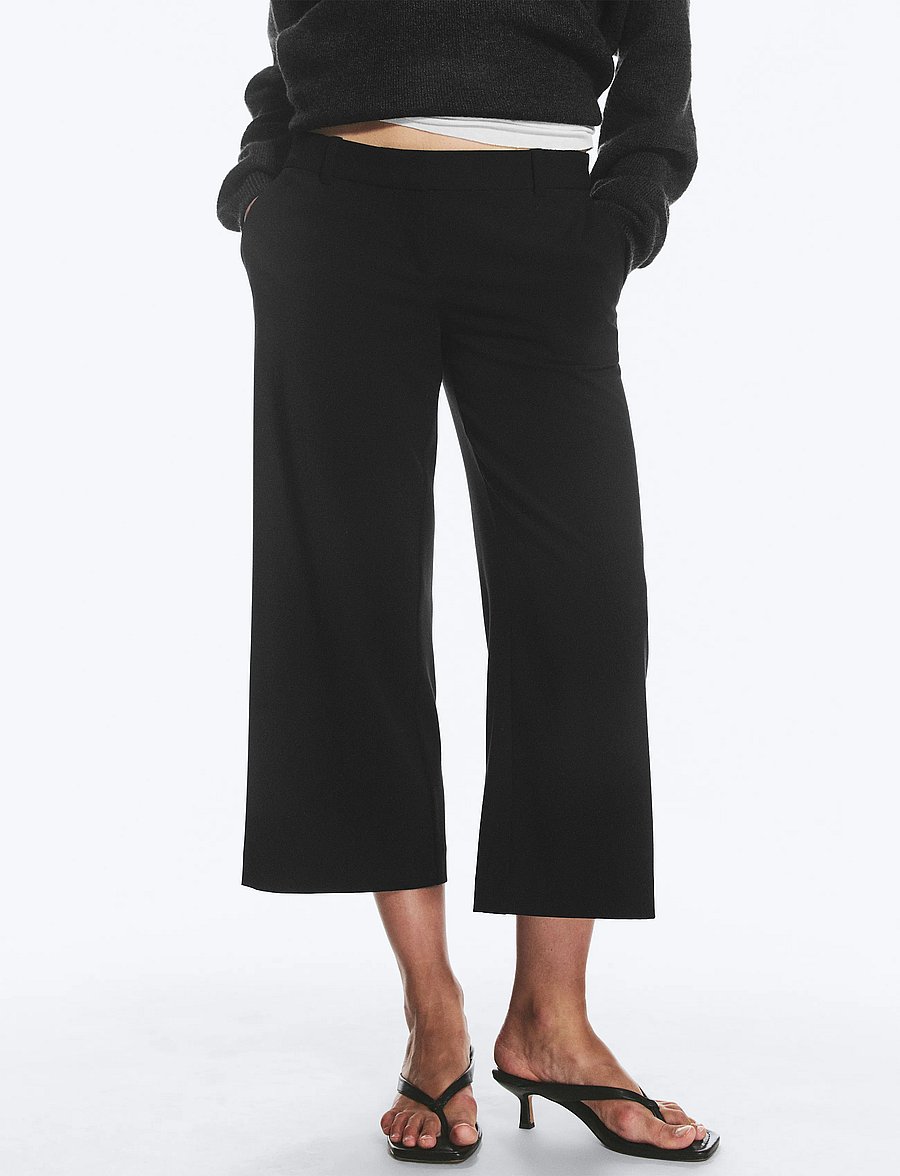 Weekday - Alba Cropped Suiting Trousers - puvunhousut - black - 3