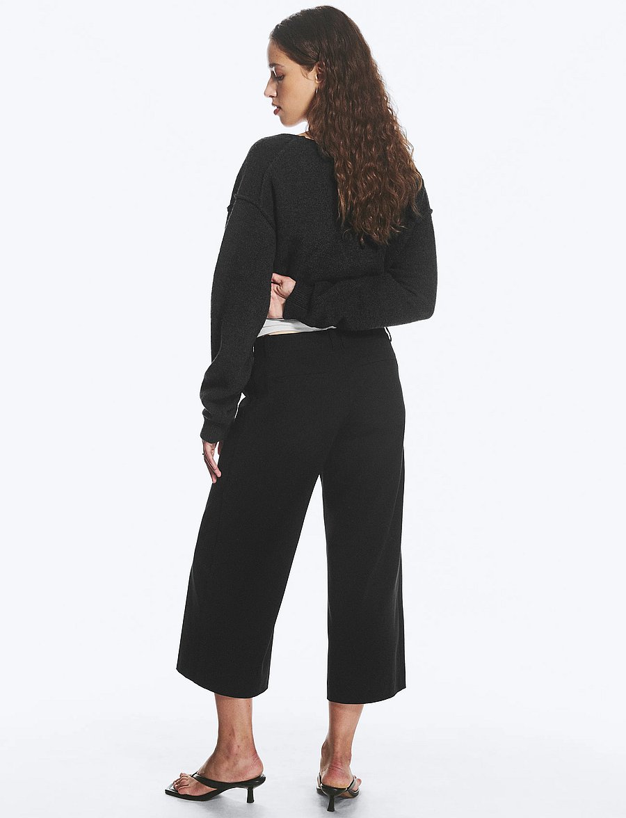 Weekday - Alba Cropped Suiting Trousers - puvunhousut - black - 5