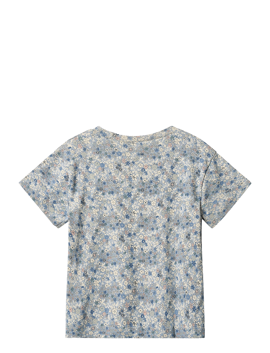 Wheat - T-Shirt S/S Ella - stutterma bolir - blue summer flowers - 1