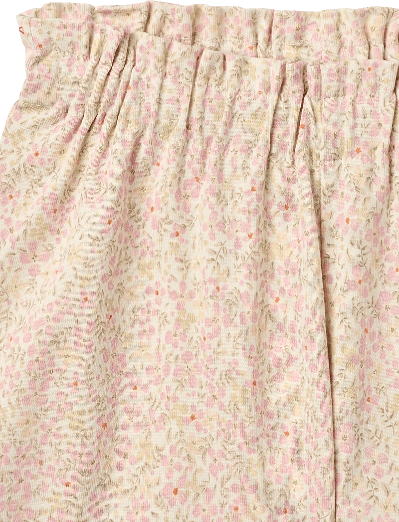 Wheat - Shorts Sandy - lühikesed dressipüksid - coral flowers - 2