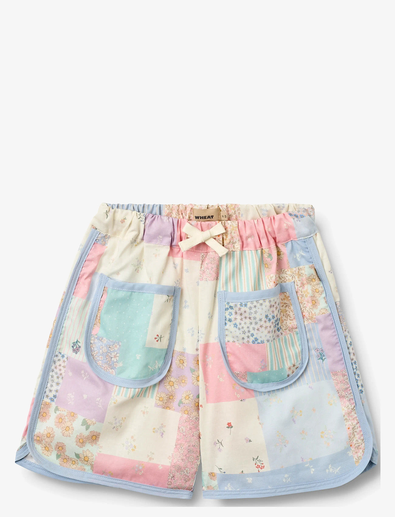 Wheat - Shorts Carrie - casual shorts - patchwork flowers - 0