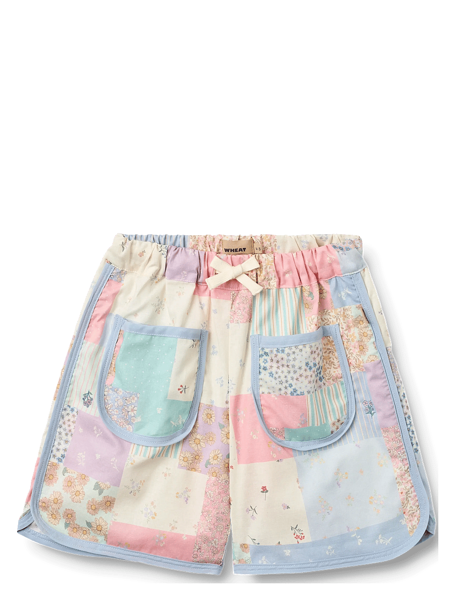 Wheat - Shorts Carrie - casual shorts - patchwork flowers - 0