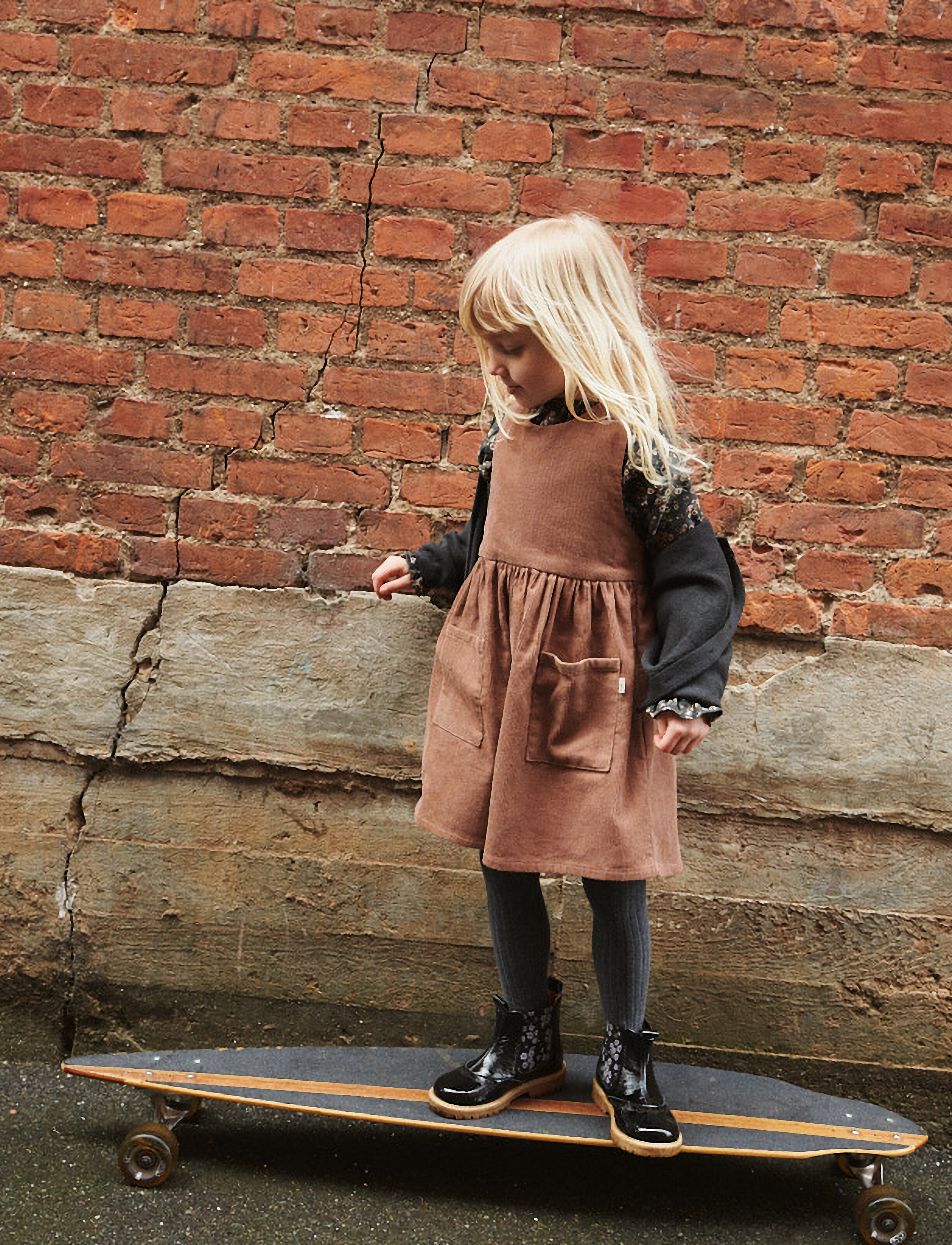 Wheat - Dress Annie - berry dust - 3