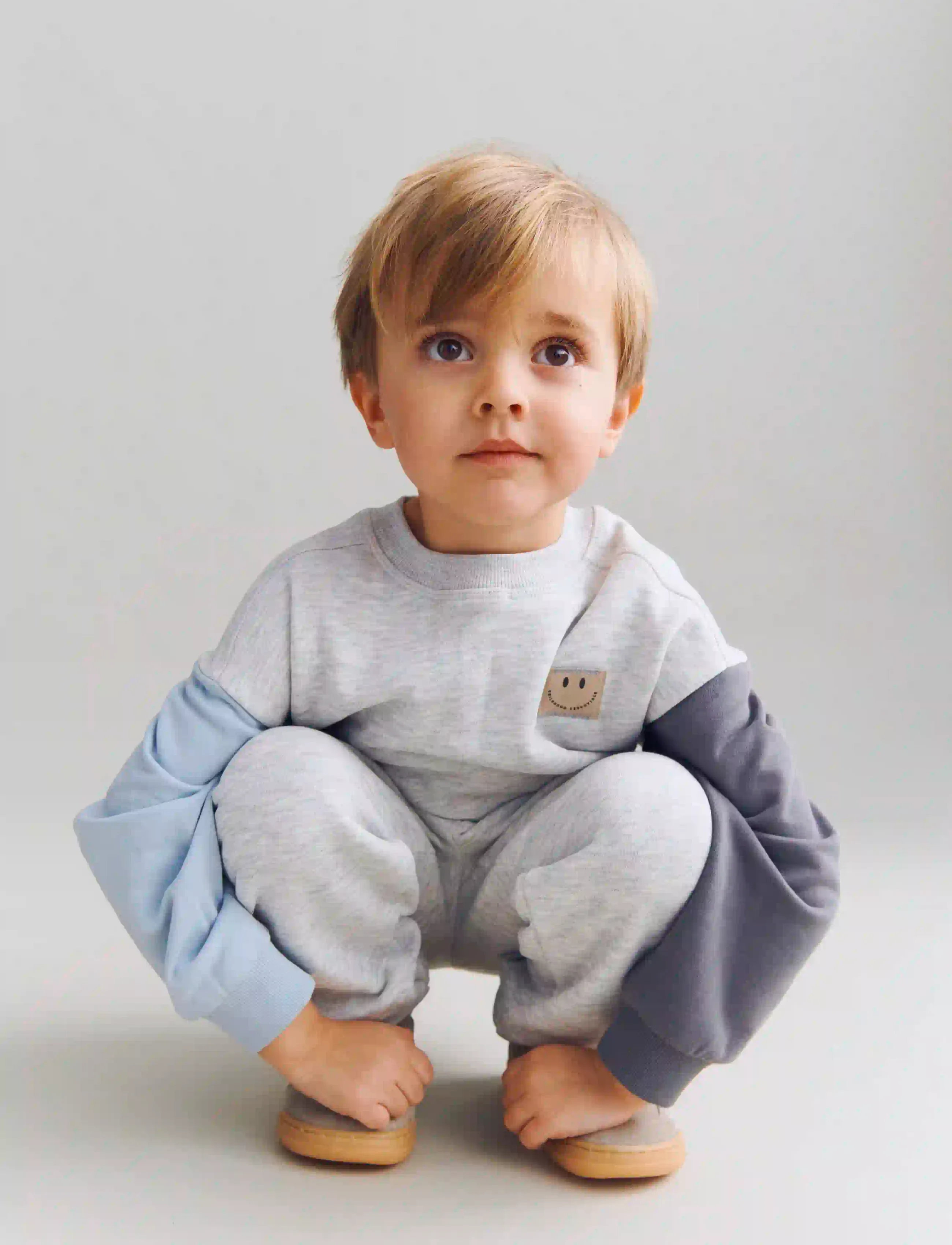 Wheat Sweatshirt L/S Lennon Badge - Viršutinės dalies drabužiai - LIGHT MELANGE GREY / grey