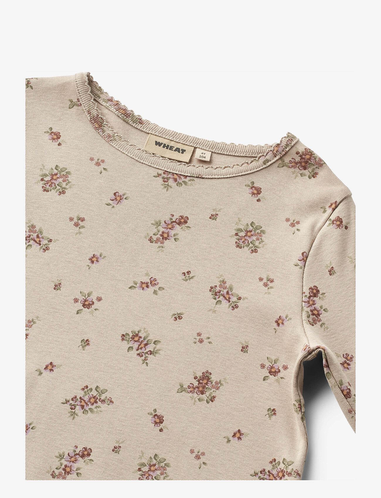 Wheat - Nightgown Iben - pale lilac flowers - 2