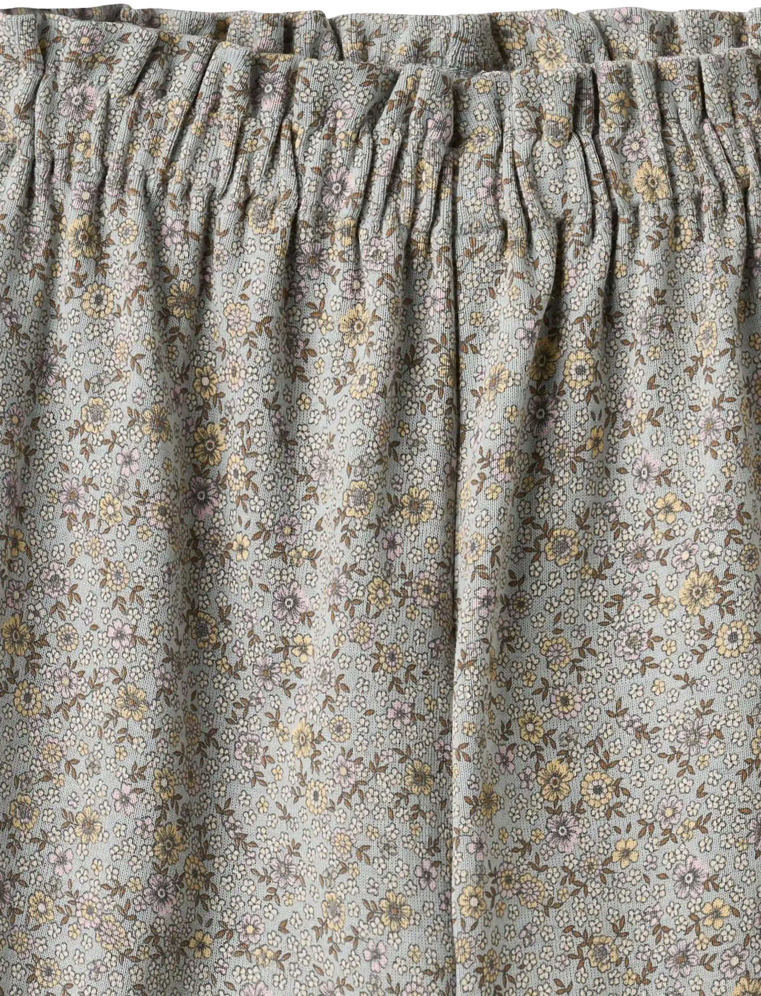 Wheat - Jersey Pants Penny - babyhosen - slightly blue flowers - 2