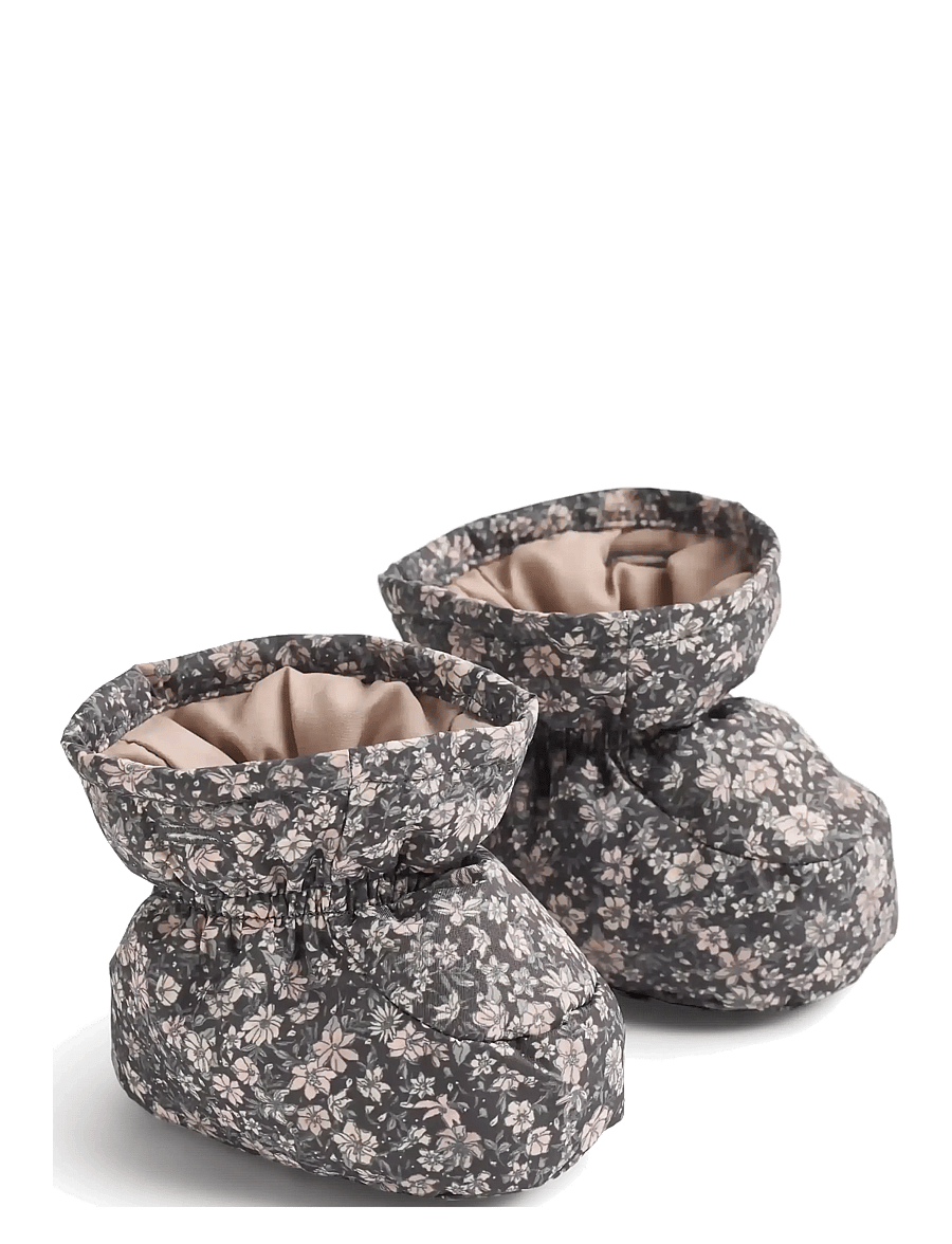 Wheat - Puffer Baby Booties Fuffa - baby tossor - dark charcoal flowers - 0