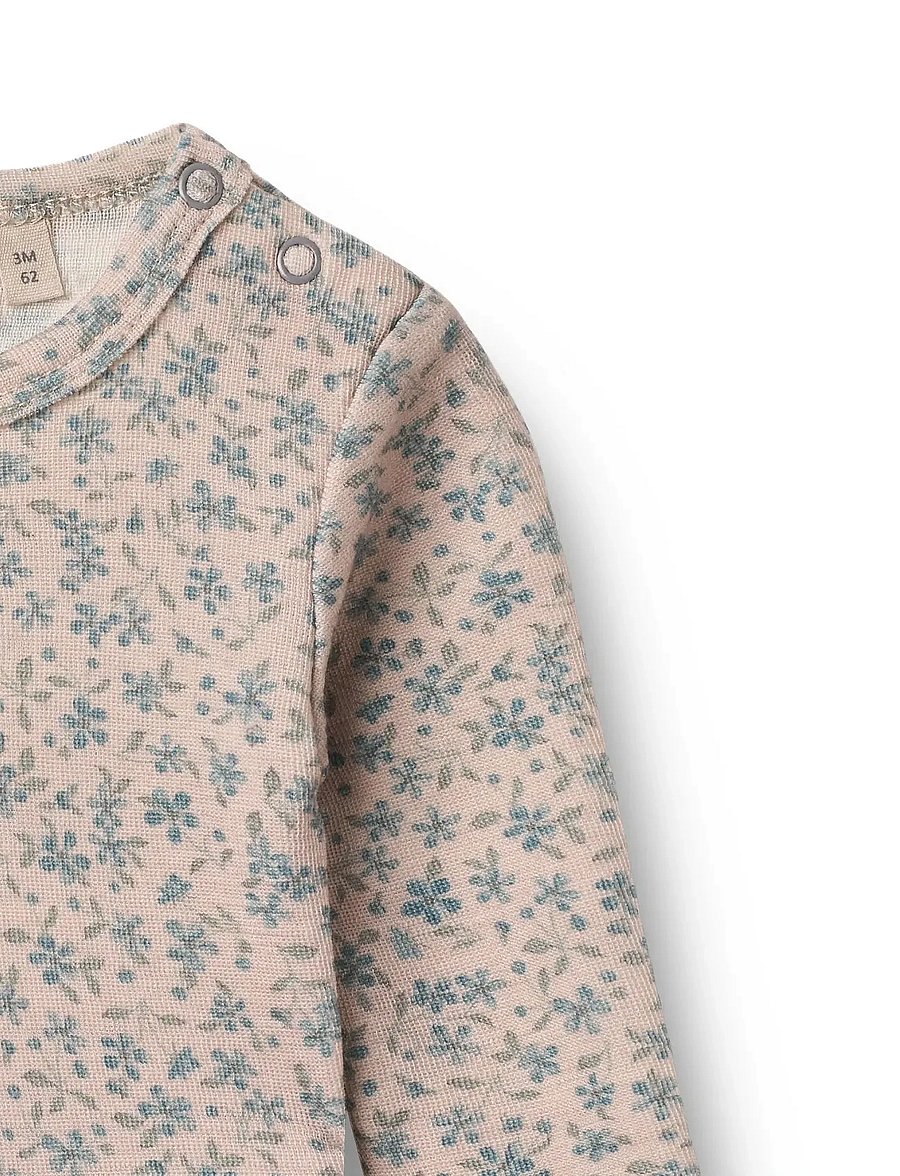 Wheat - Wool Body L/S Lucca - pikkade varrukatega bodid - blue flowers - 2