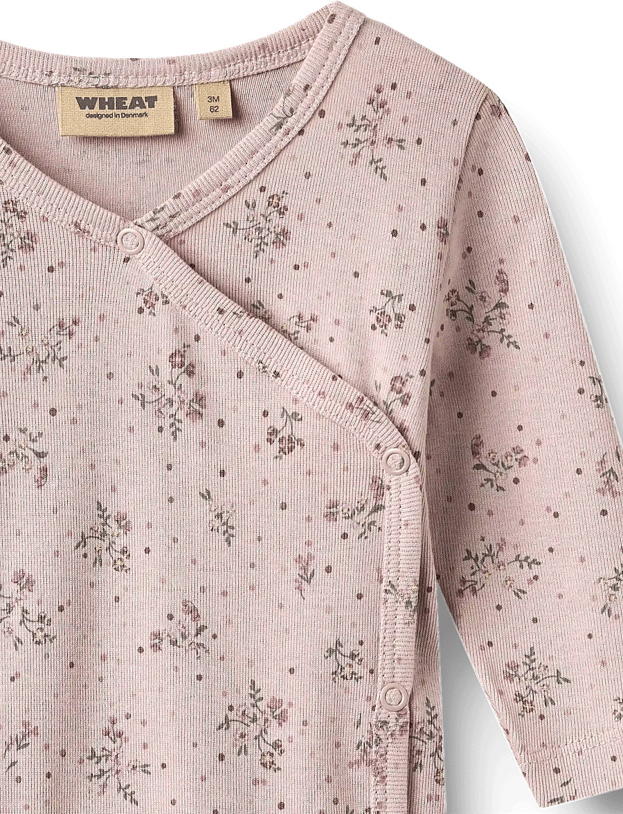 Wheat - Wrapsuit L/S Everest - kombinesoonid - lilac flowers - 3