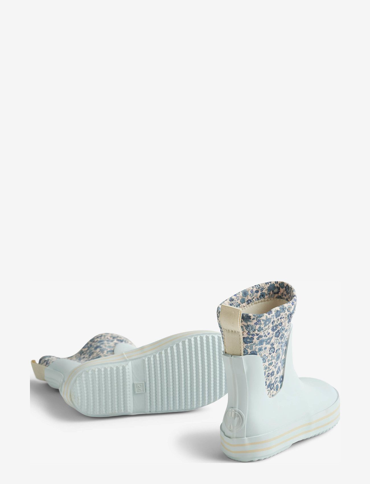 Wheat - Rubber Boot Mist - gummistøvler uden for - blue flower meadow - 1